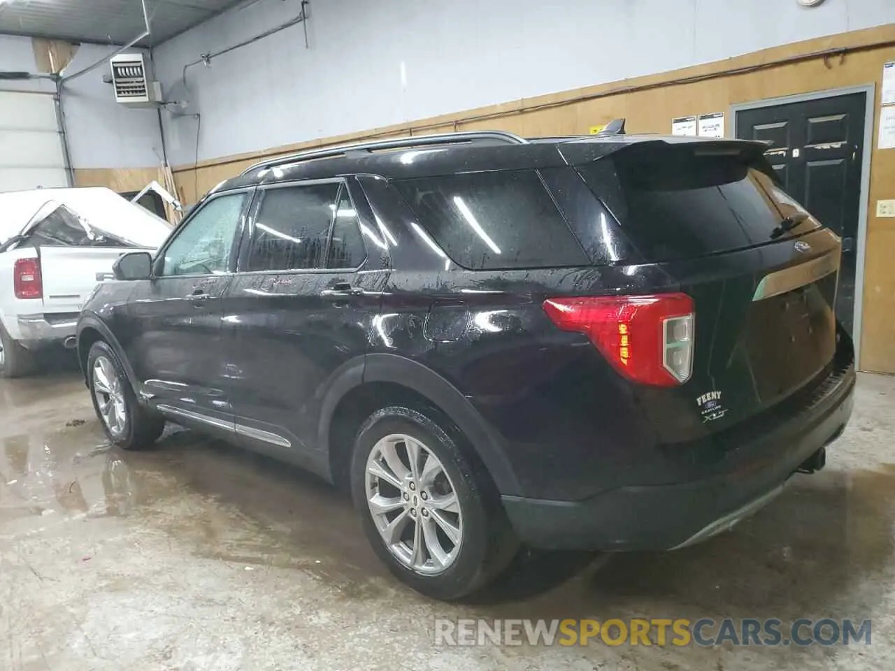 2 Photograph of a damaged car 1FMSK8DHXPGA73861 FORD EXPLORER 2023