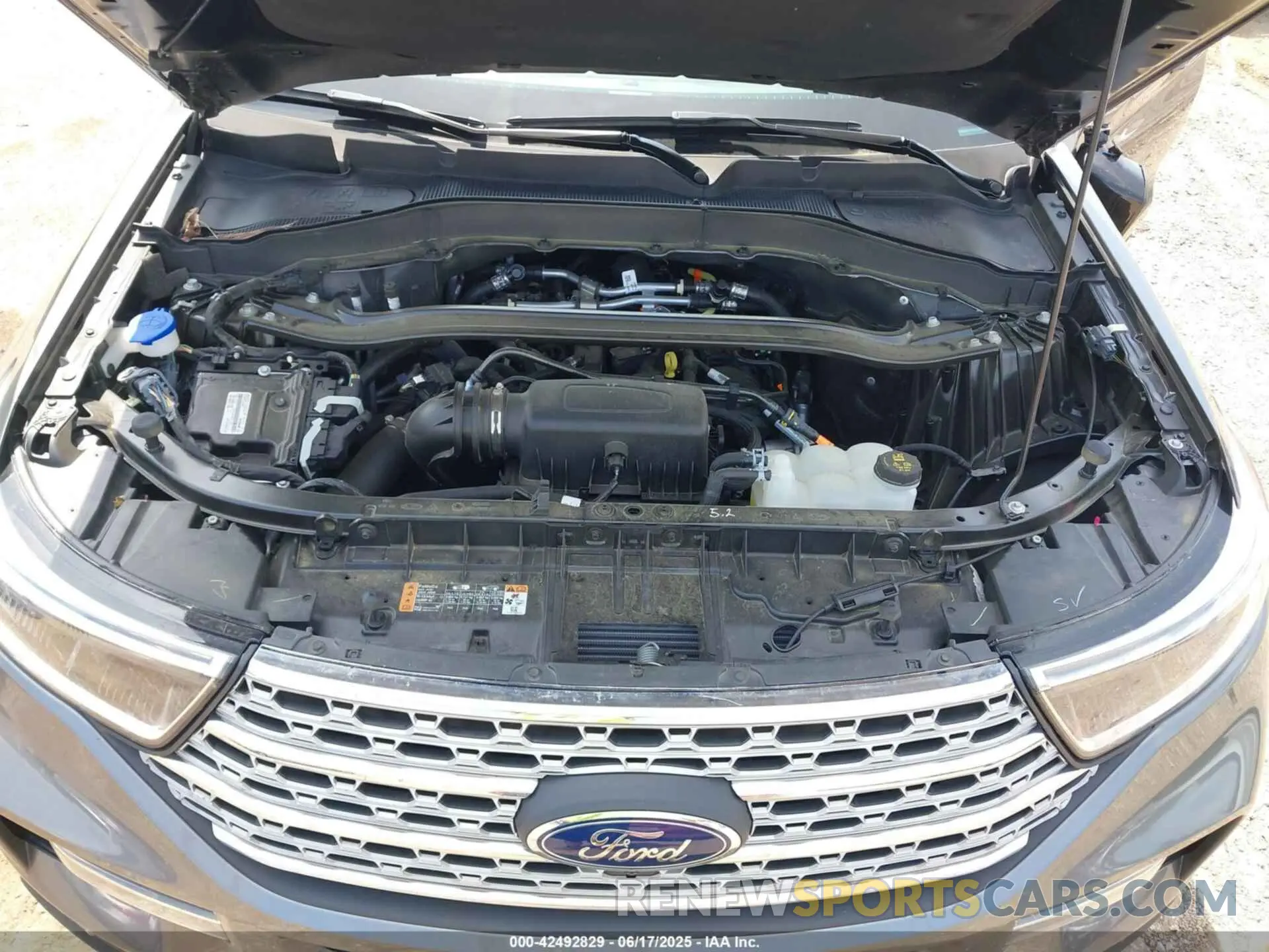 18 Photograph of a damaged car 1FMSK8FH1PGC15205 FORD EXPLORER 2023