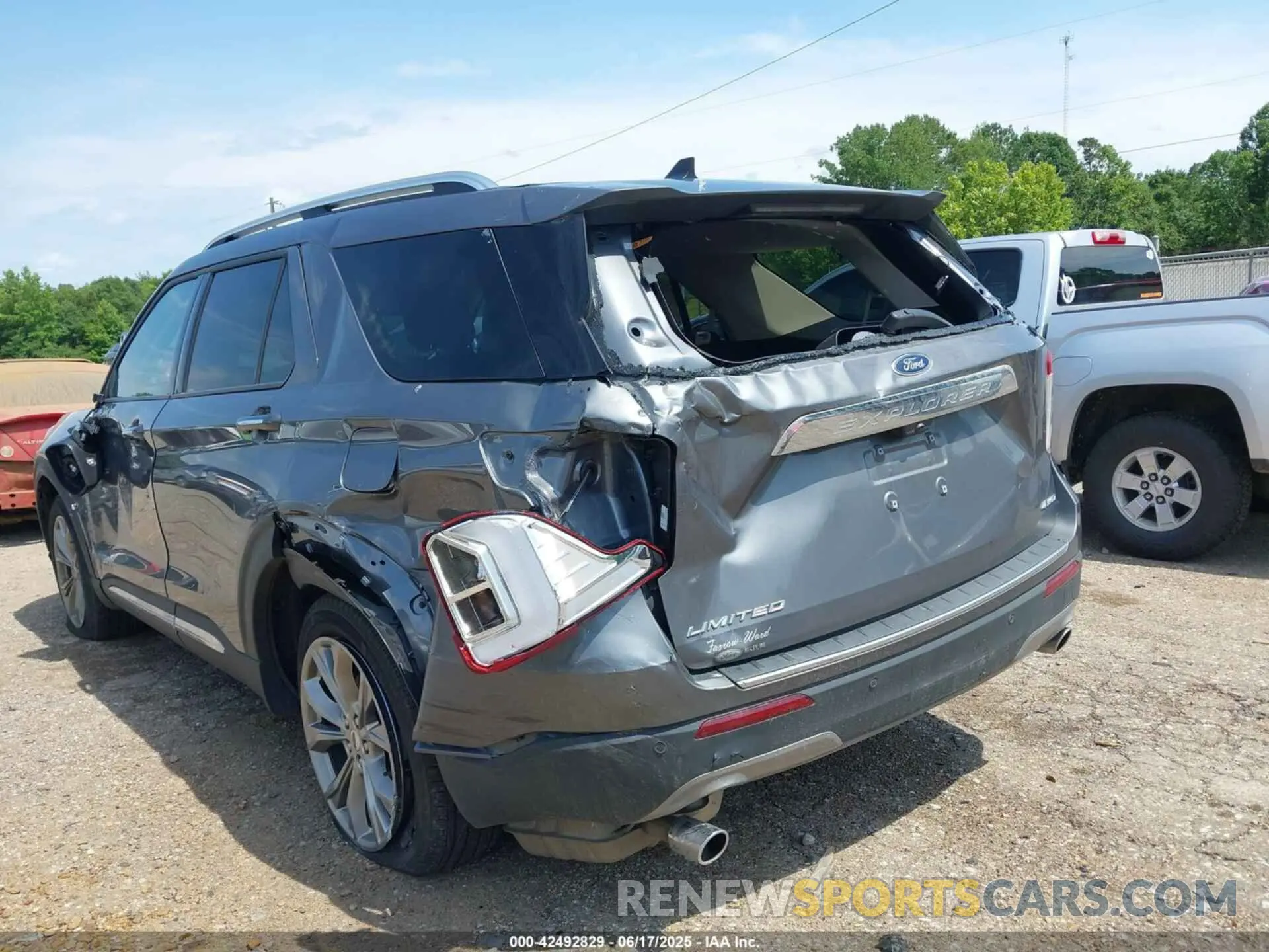 19 Photograph of a damaged car 1FMSK8FH1PGC15205 FORD EXPLORER 2023