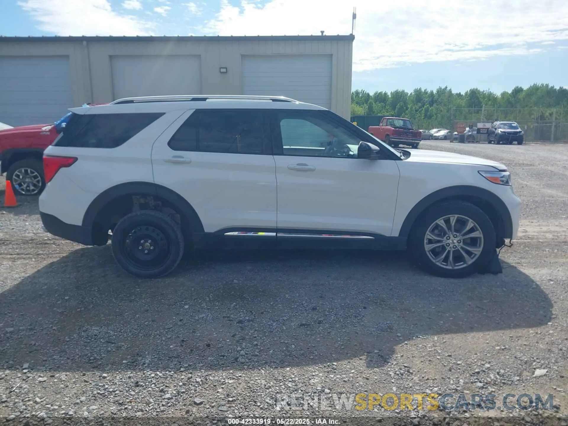 13 Photograph of a damaged car 1FMSK8FH5PGB65392 FORD EXPLORER 2023