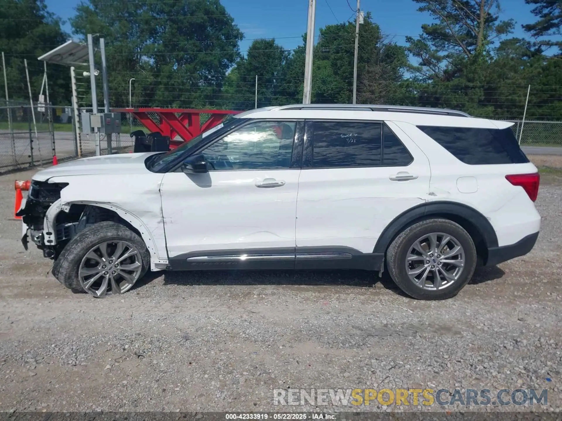 14 Photograph of a damaged car 1FMSK8FH5PGB65392 FORD EXPLORER 2023