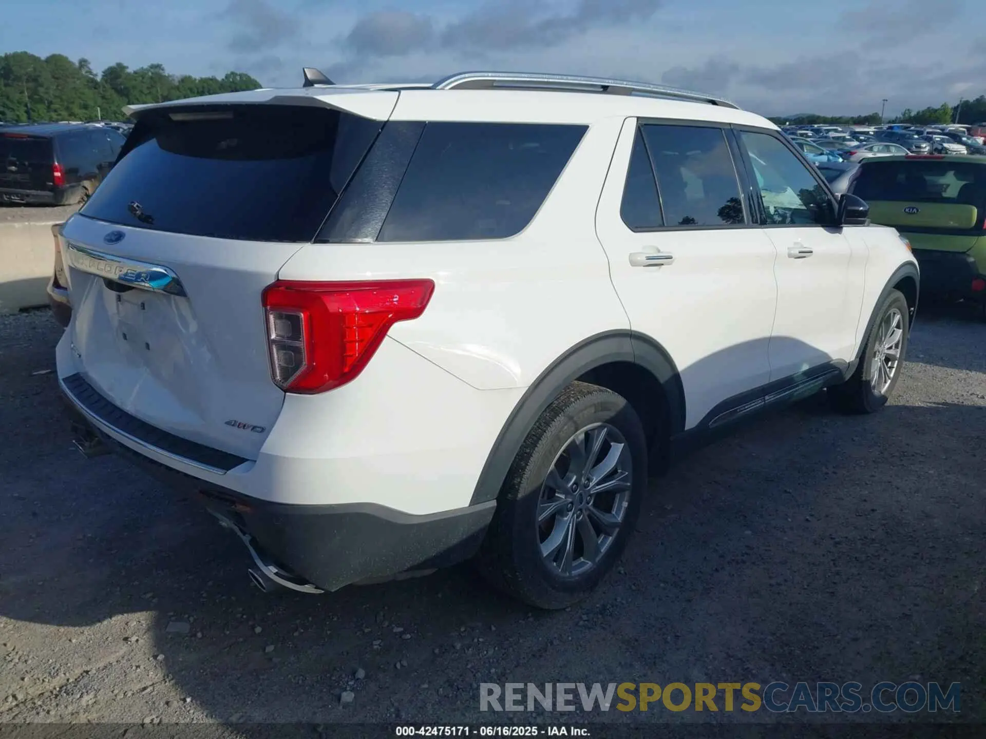 4 Photograph of a damaged car 1FMSK8FH7PGB67791 FORD EXPLORER 2023