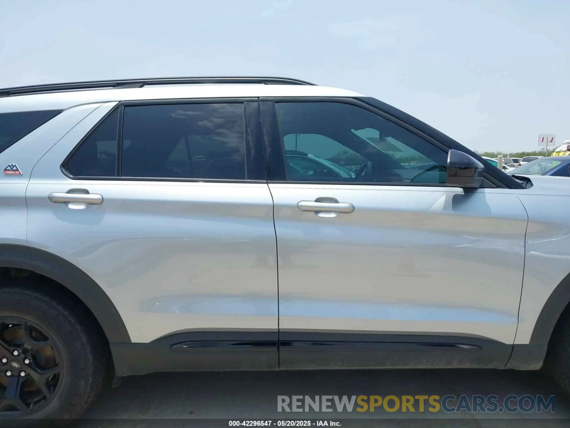 13 Photograph of a damaged car 1FMSK8JH1PGA99043 FORD EXPLORER 2023