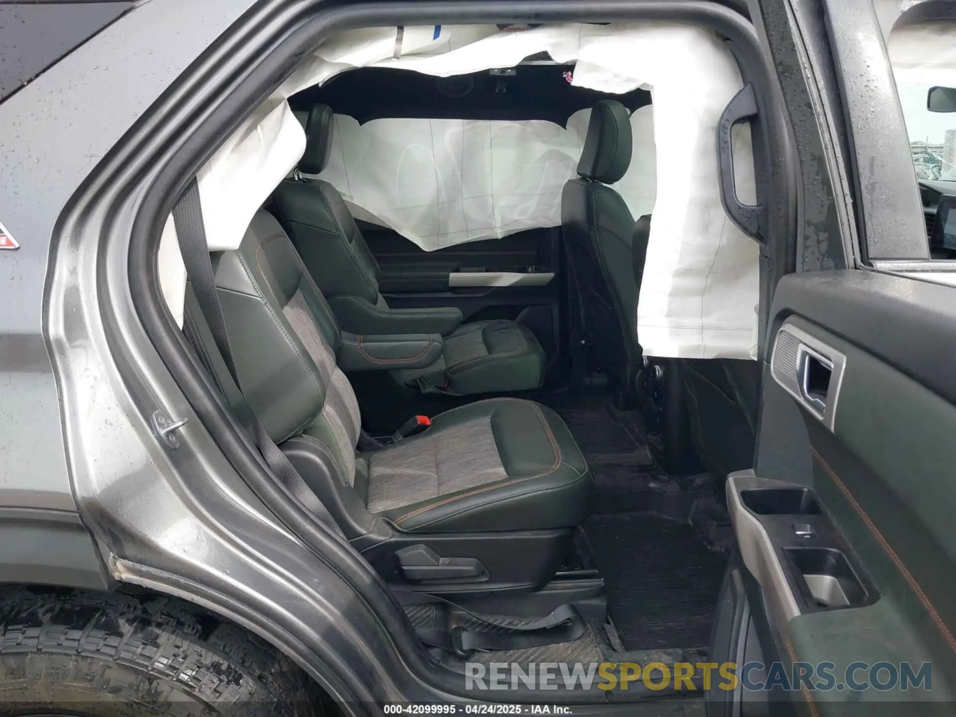 8 Photograph of a damaged car 1FMSK8JH1PGB87848 FORD EXPLORER 2023