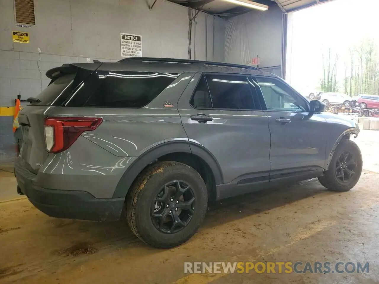 3 Photograph of a damaged car 1FMSK8JH9PGA94186 FORD EXPLORER 2023
