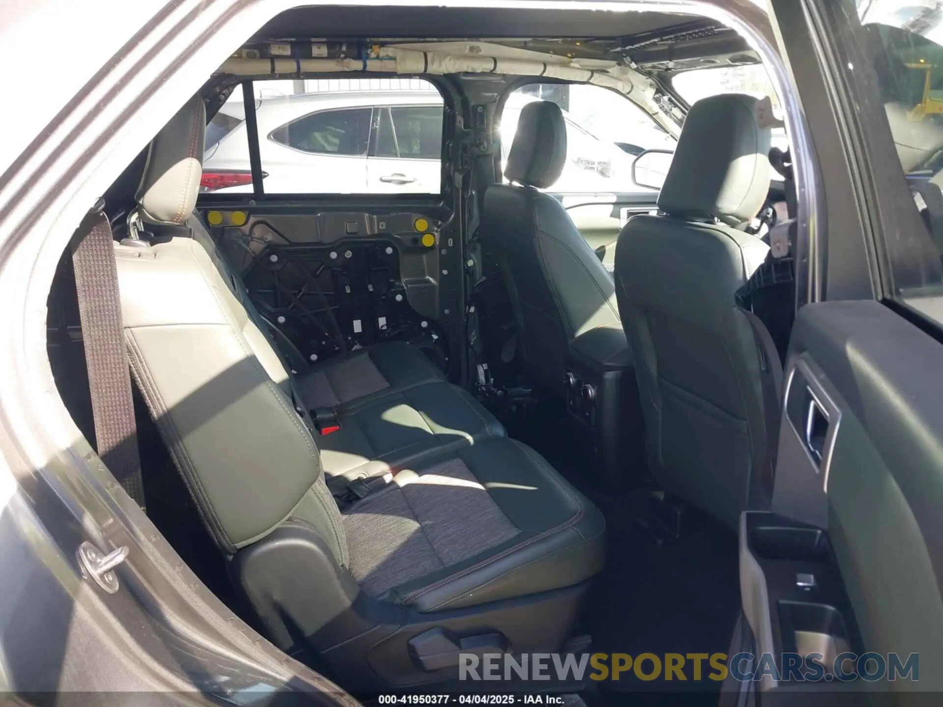 8 Photograph of a damaged car 1FMSK8JHXPGA40749 FORD EXPLORER 2023
