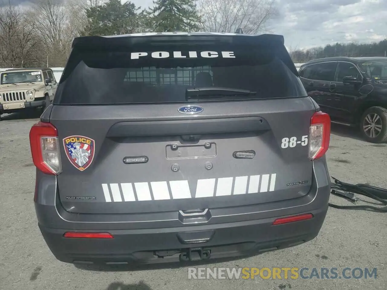 6 Photograph of a damaged car 1FM5K8AB9RGA69221 FORD EXPLORER 2024