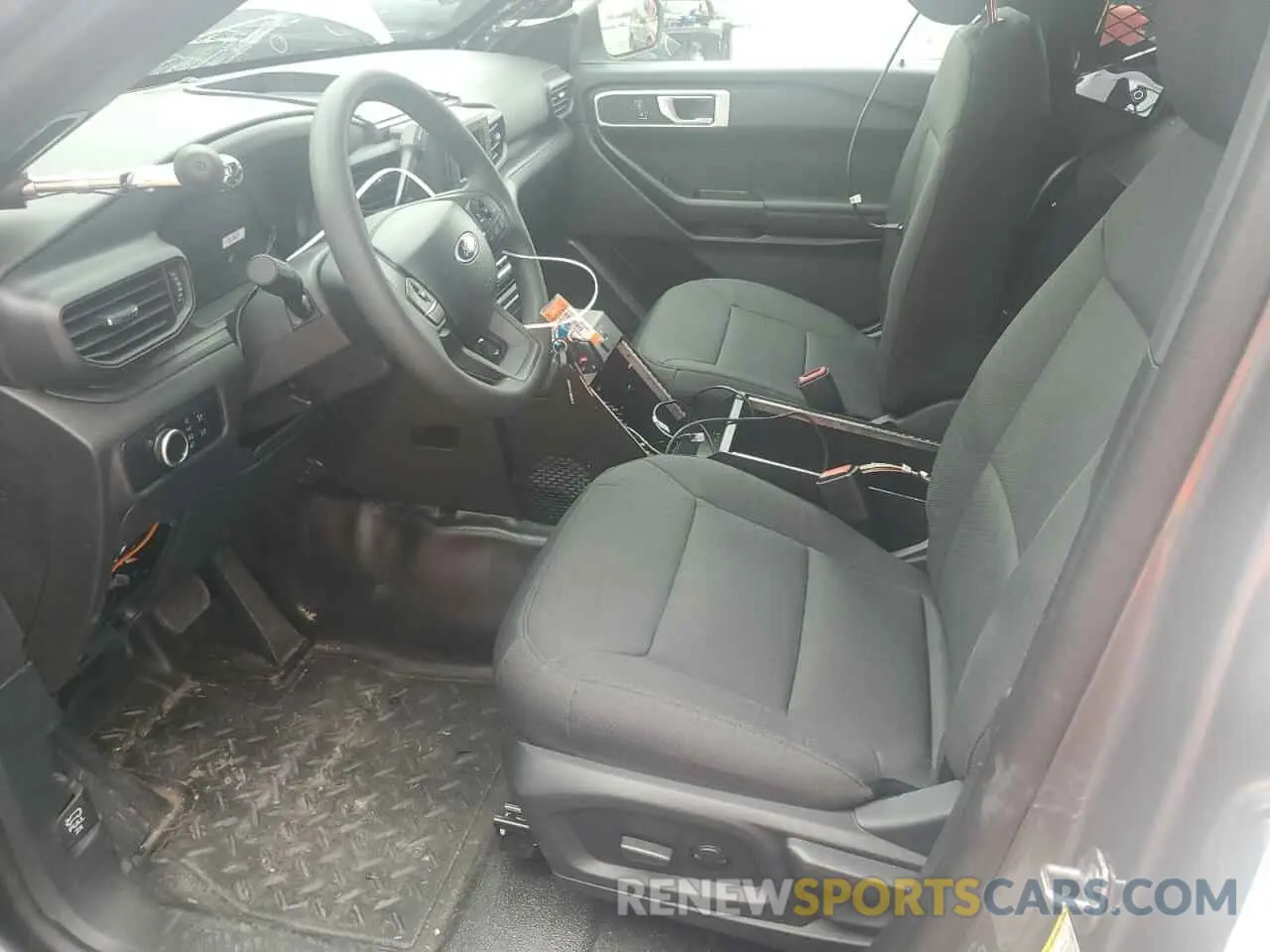 7 Photograph of a damaged car 1FM5K8AB9RGA69221 FORD EXPLORER 2024