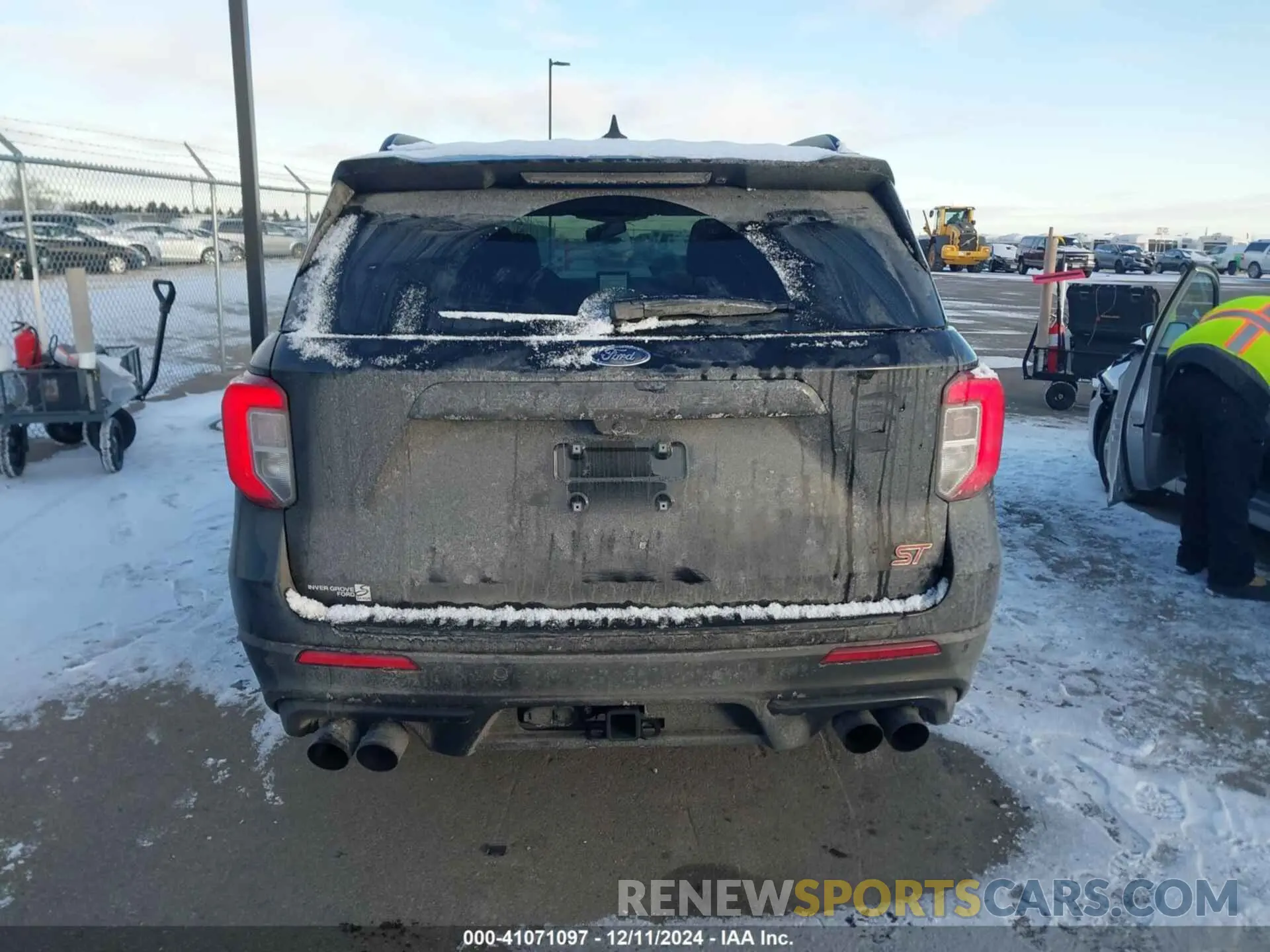 16 Photograph of a damaged car 1FM5K8GC4RGA14711 FORD EXPLORER 2024