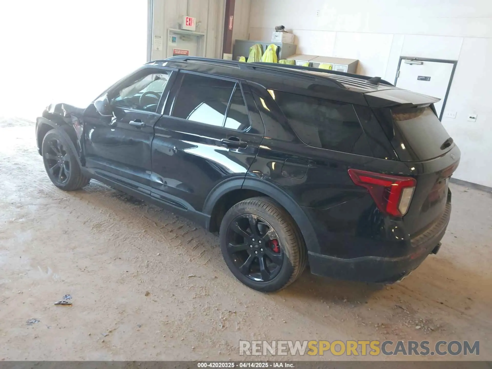 3 Photograph of a damaged car 1FM5K8GC6RGA11602 FORD EXPLORER 2024