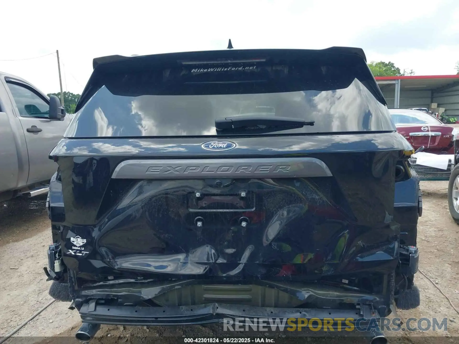 17 Photograph of a damaged car 1FMSK7DH0RGA13584 FORD EXPLORER 2024