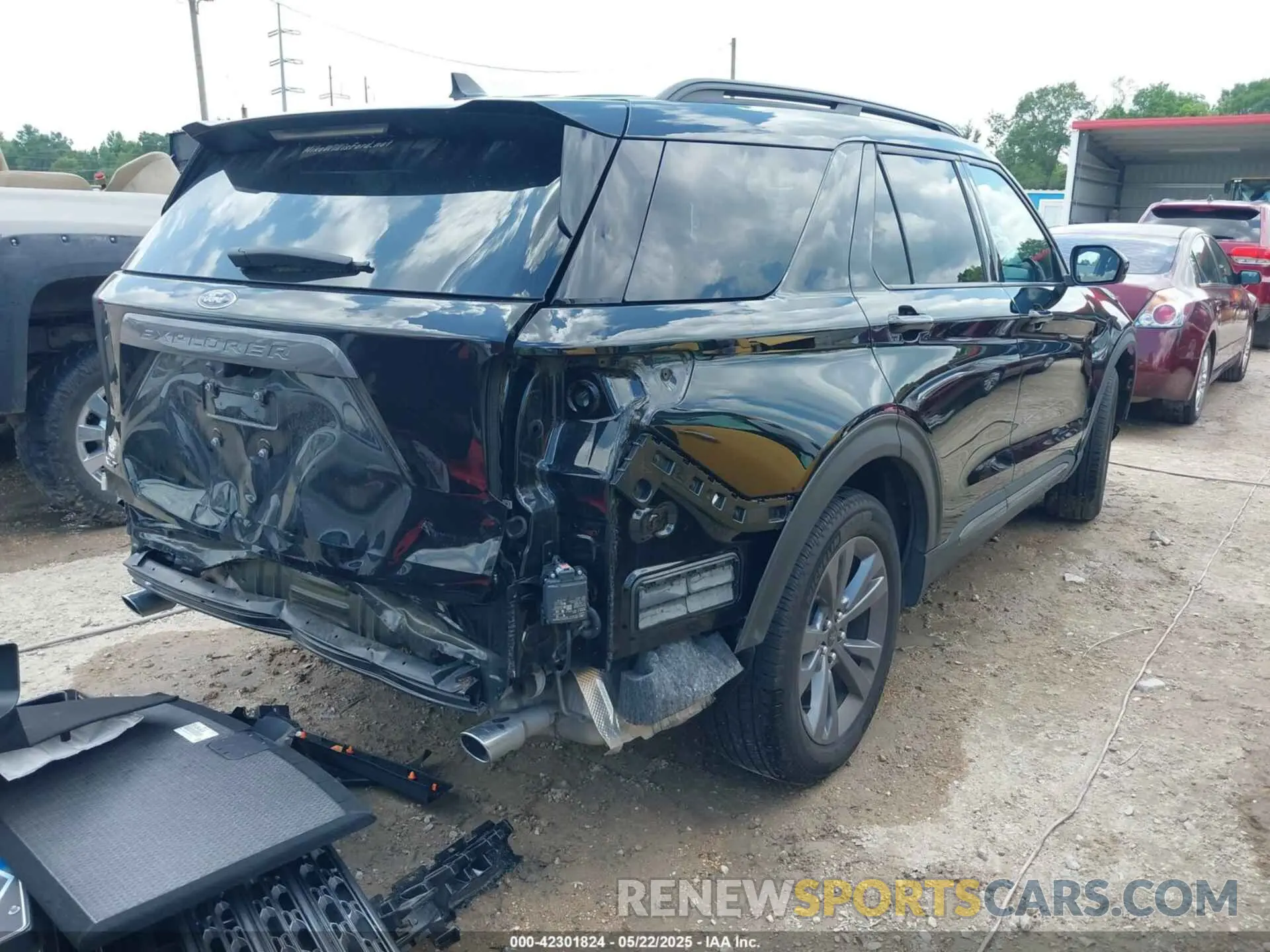 4 Photograph of a damaged car 1FMSK7DH0RGA13584 FORD EXPLORER 2024