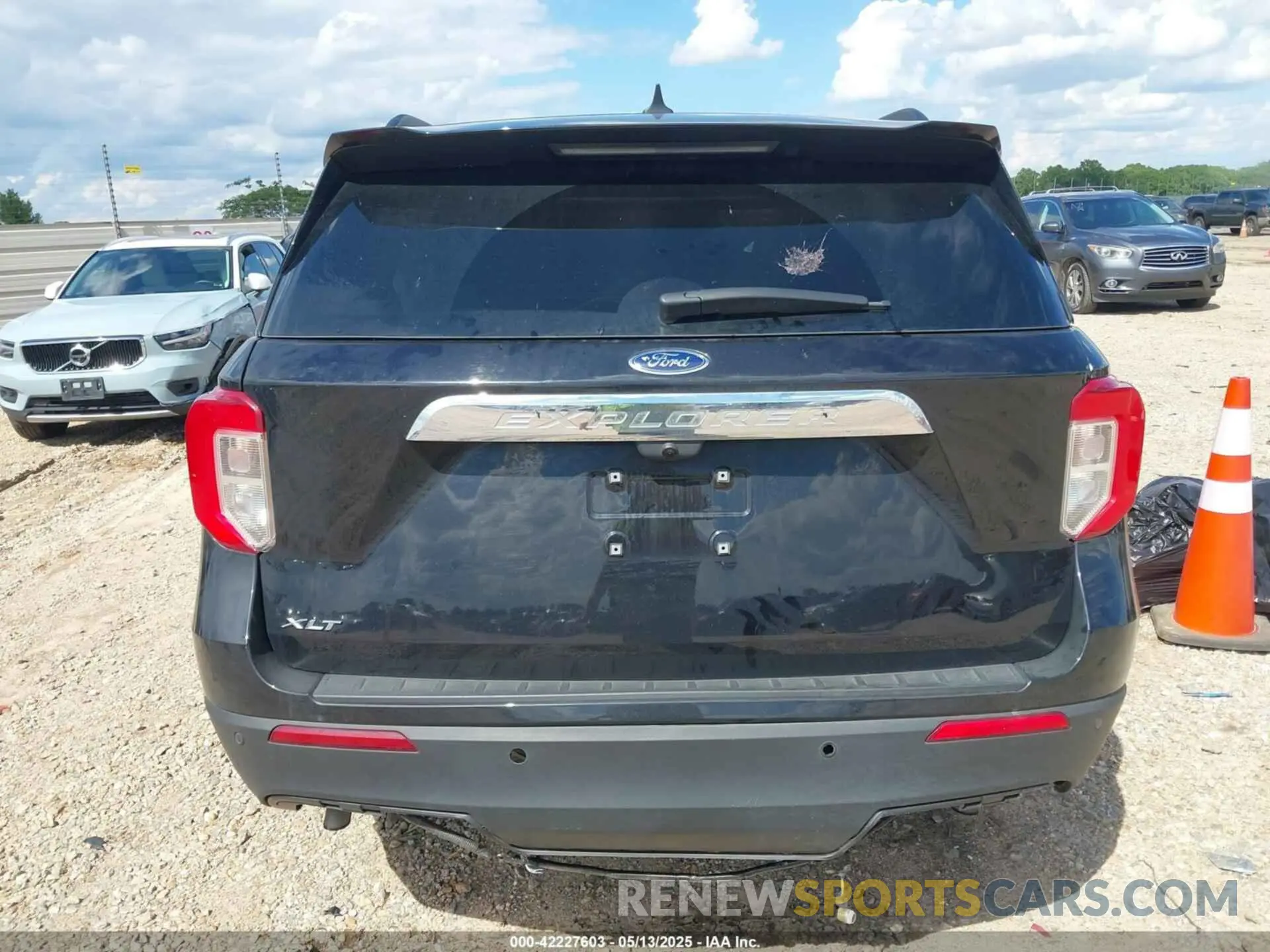 15 Photograph of a damaged car 1FMSK7DH0RGA83585 FORD EXPLORER 2024