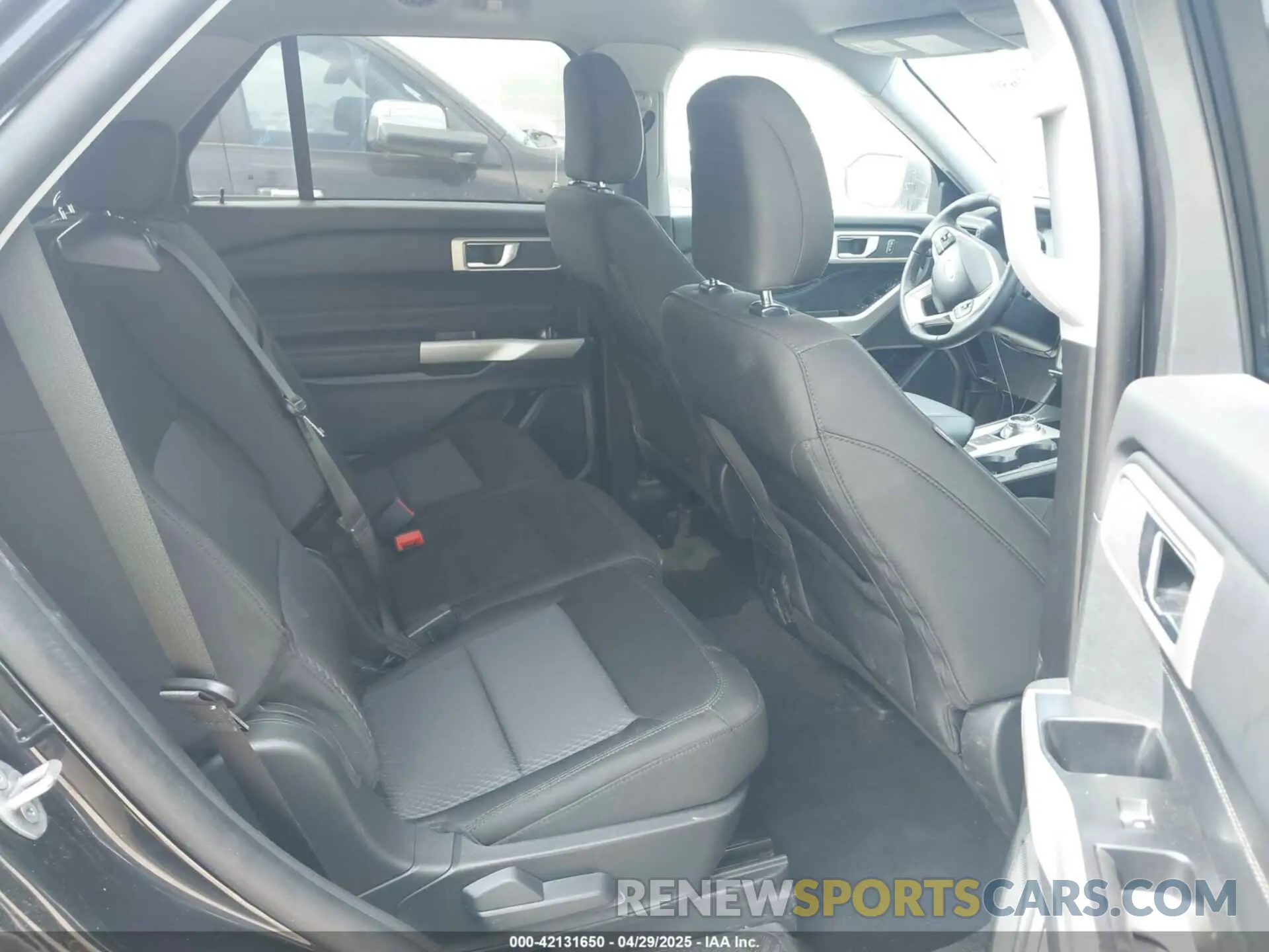 8 Photograph of a damaged car 1FMSK7DH8RGA42170 FORD EXPLORER 2024