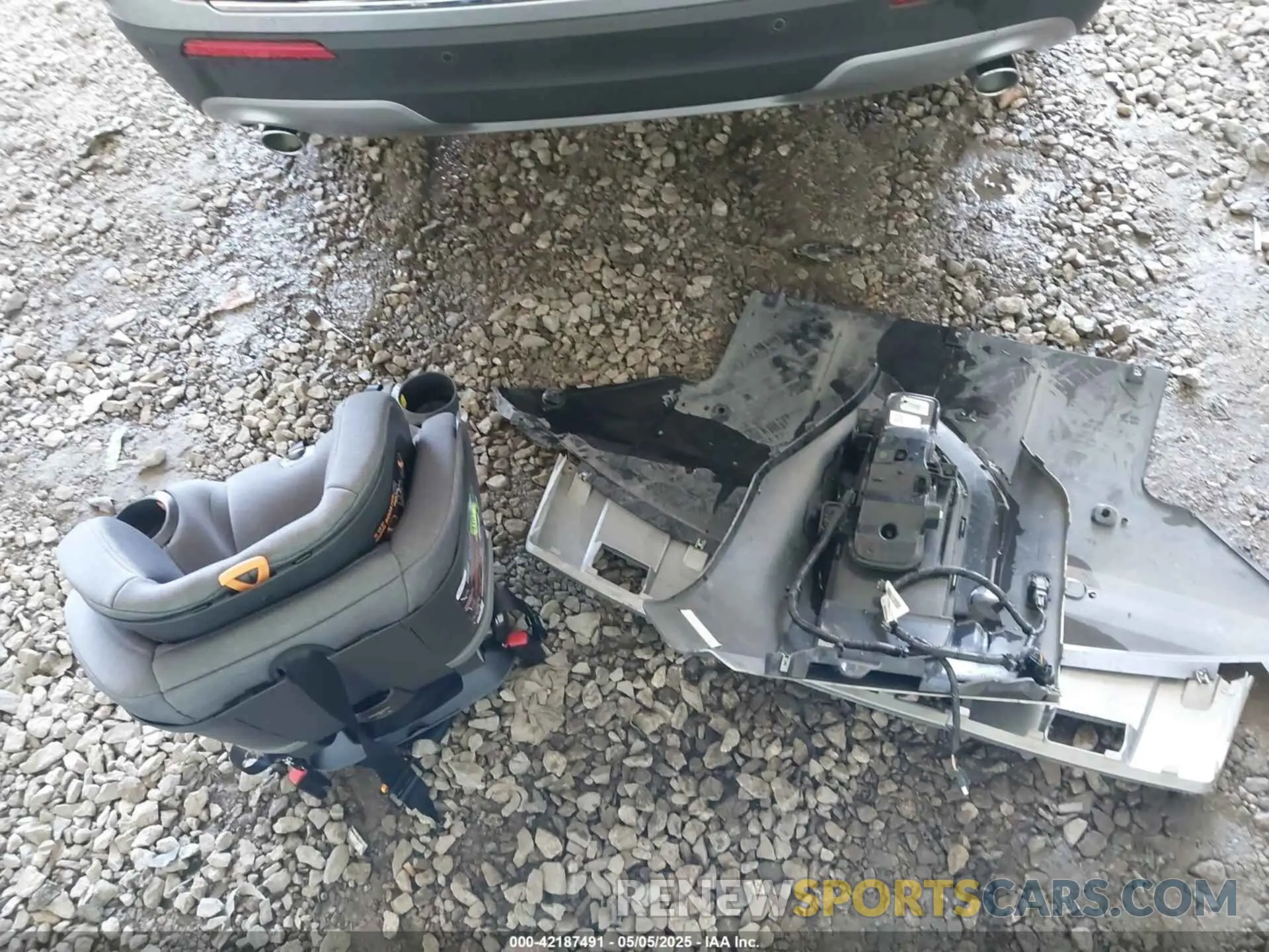 12 Photograph of a damaged car 1FMSK7FH2RGA02745 FORD EXPLORER 2024