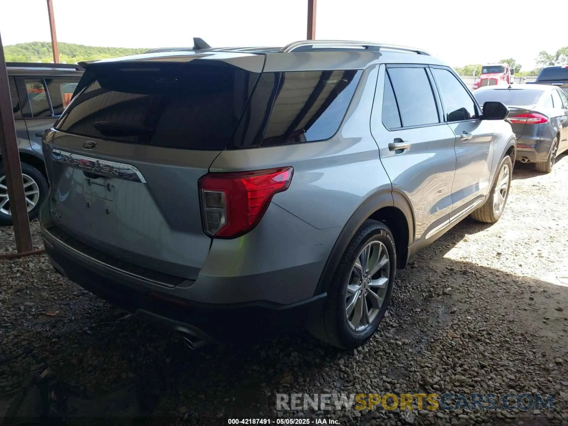 4 Photograph of a damaged car 1FMSK7FH2RGA02745 FORD EXPLORER 2024