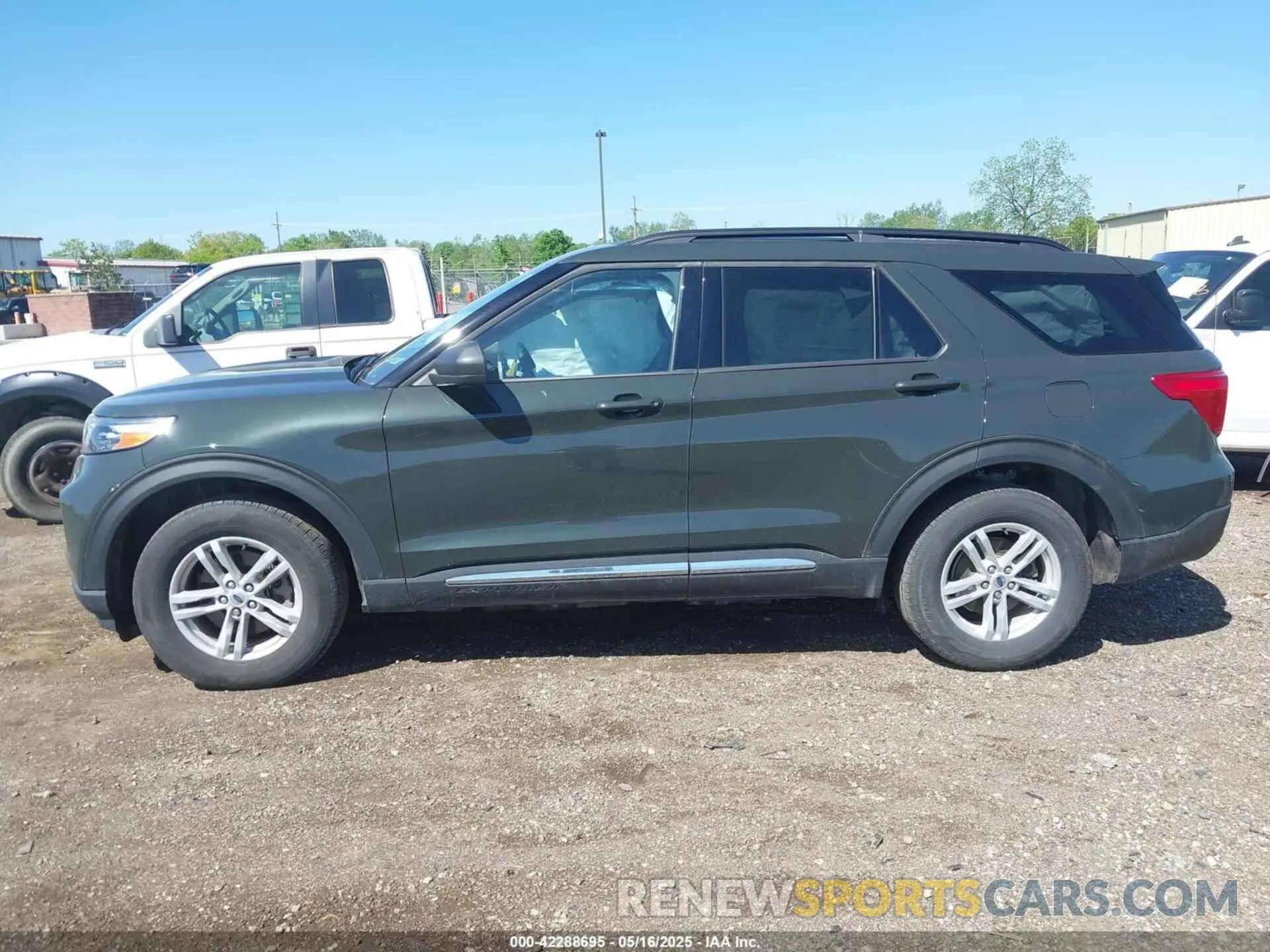 14 Photograph of a damaged car 1FMSK8DH0RGA34182 FORD EXPLORER 2024