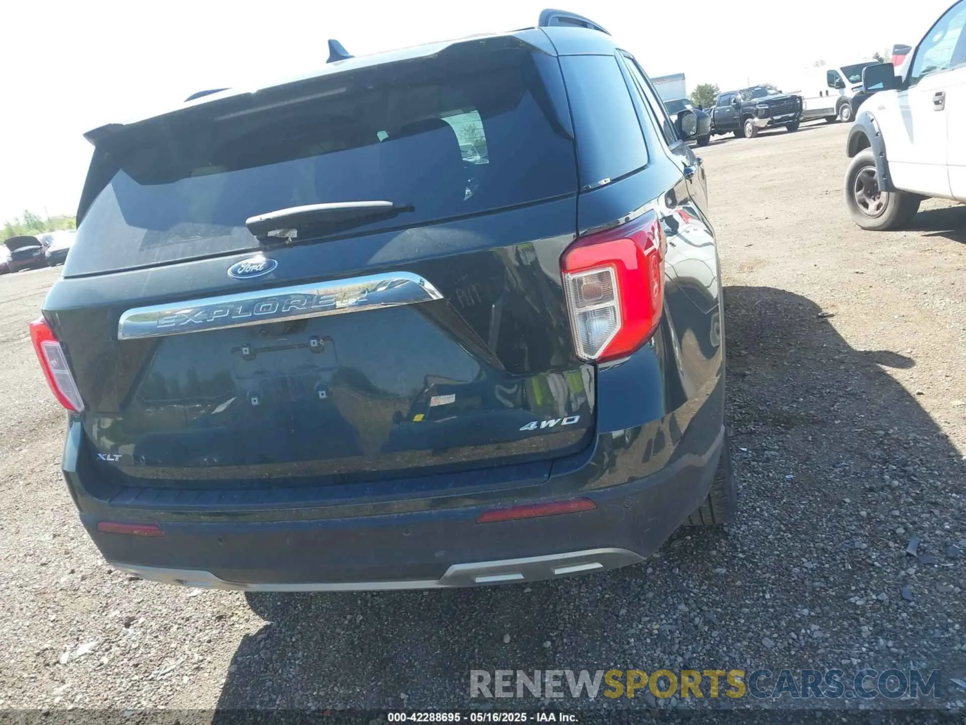 16 Photograph of a damaged car 1FMSK8DH0RGA34182 FORD EXPLORER 2024