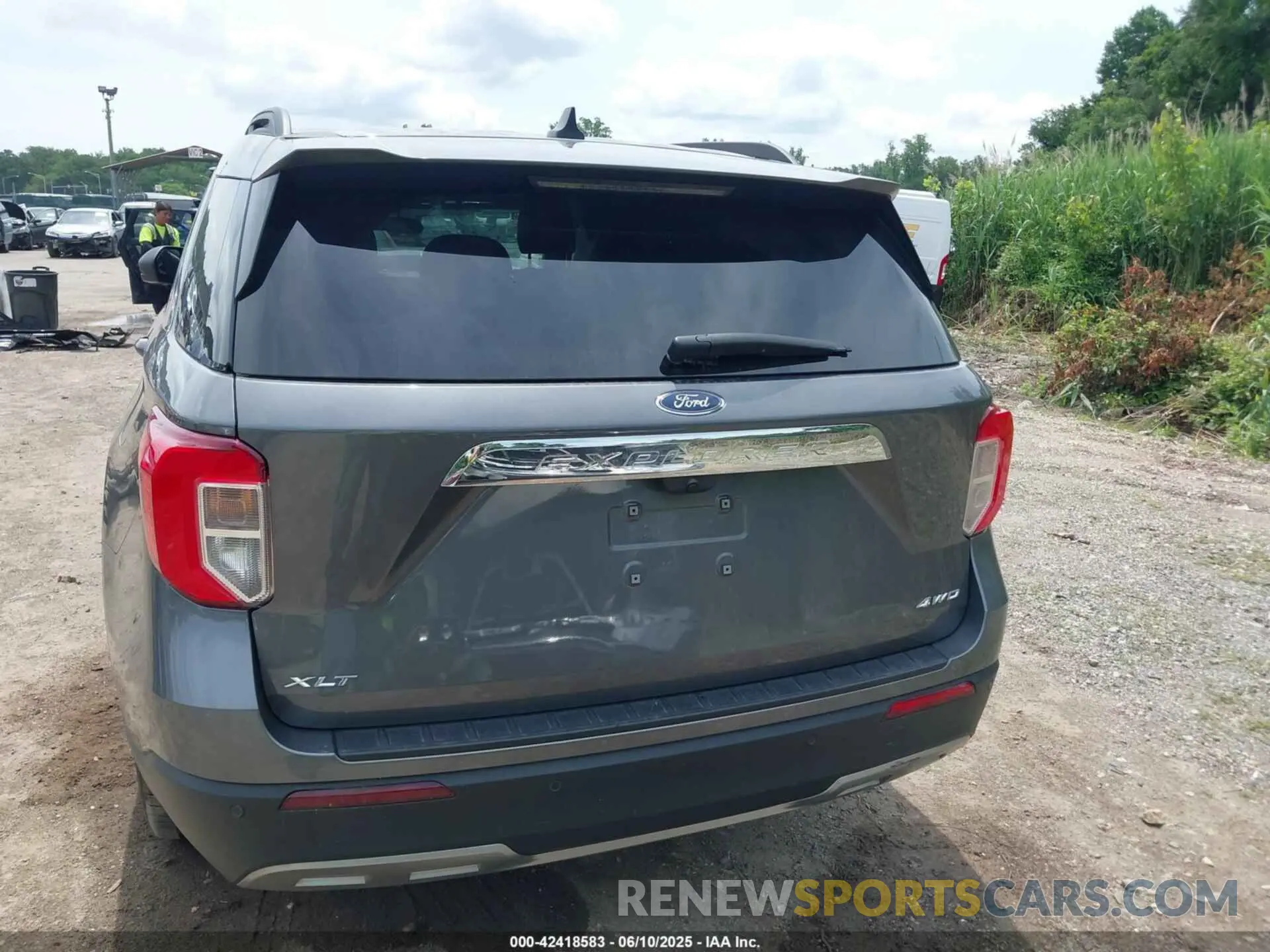 17 Photograph of a damaged car 1FMSK8DH0RGA58675 FORD EXPLORER 2024