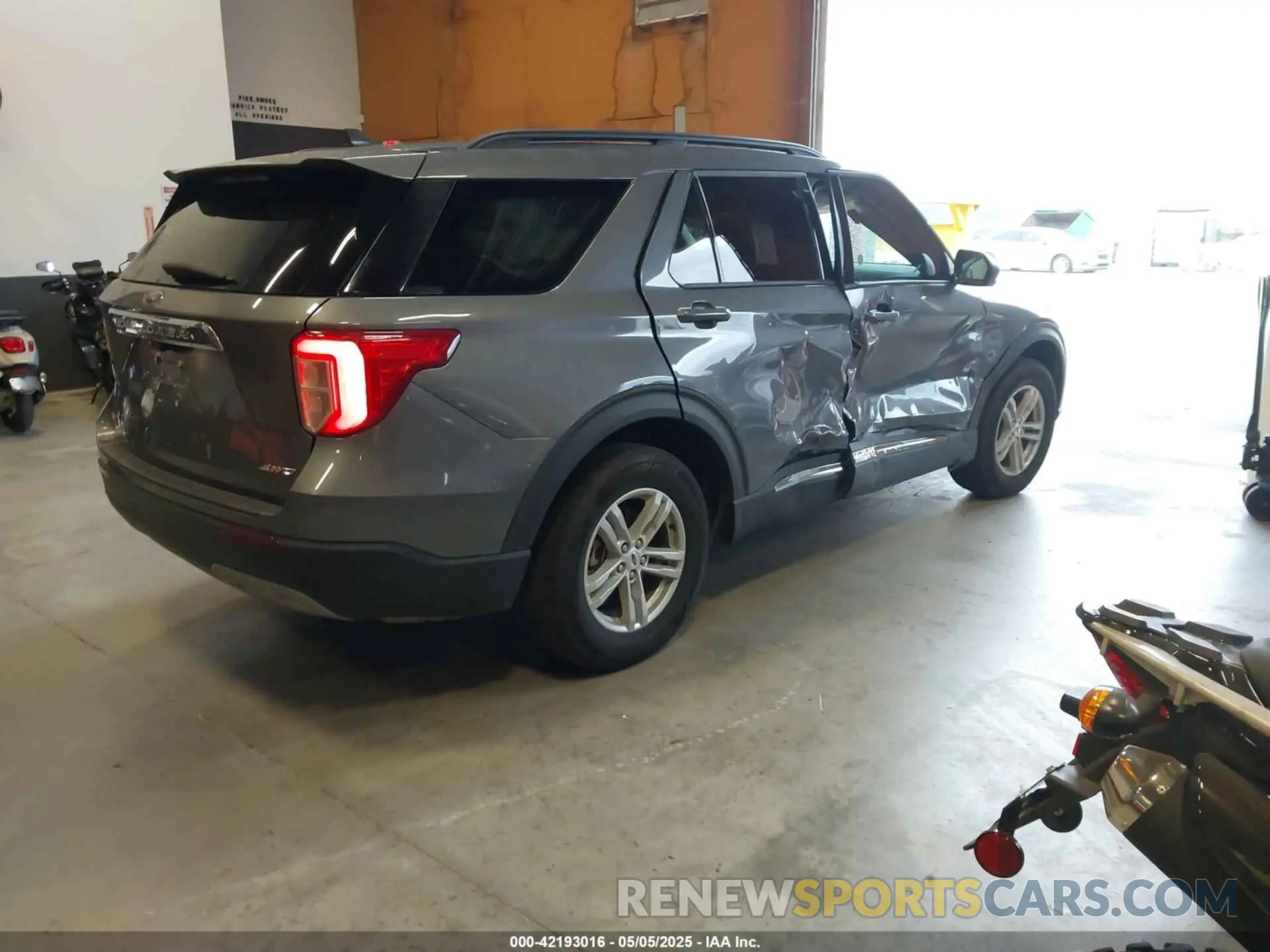 4 Photograph of a damaged car 1FMSK8DH2RGA30120 FORD EXPLORER 2024