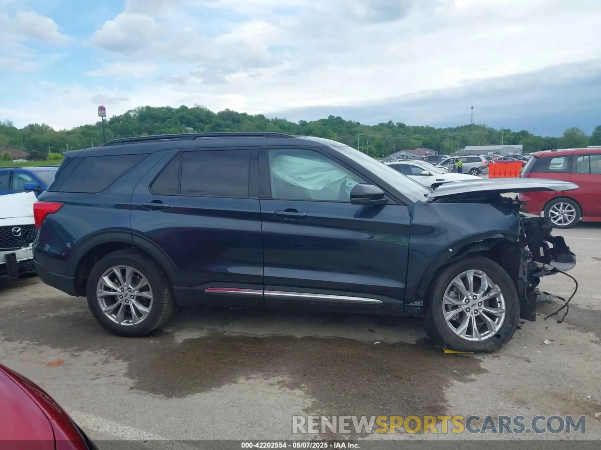 12 Photograph of a damaged car 1FMSK8DH7RGA60729 FORD EXPLORER 2024