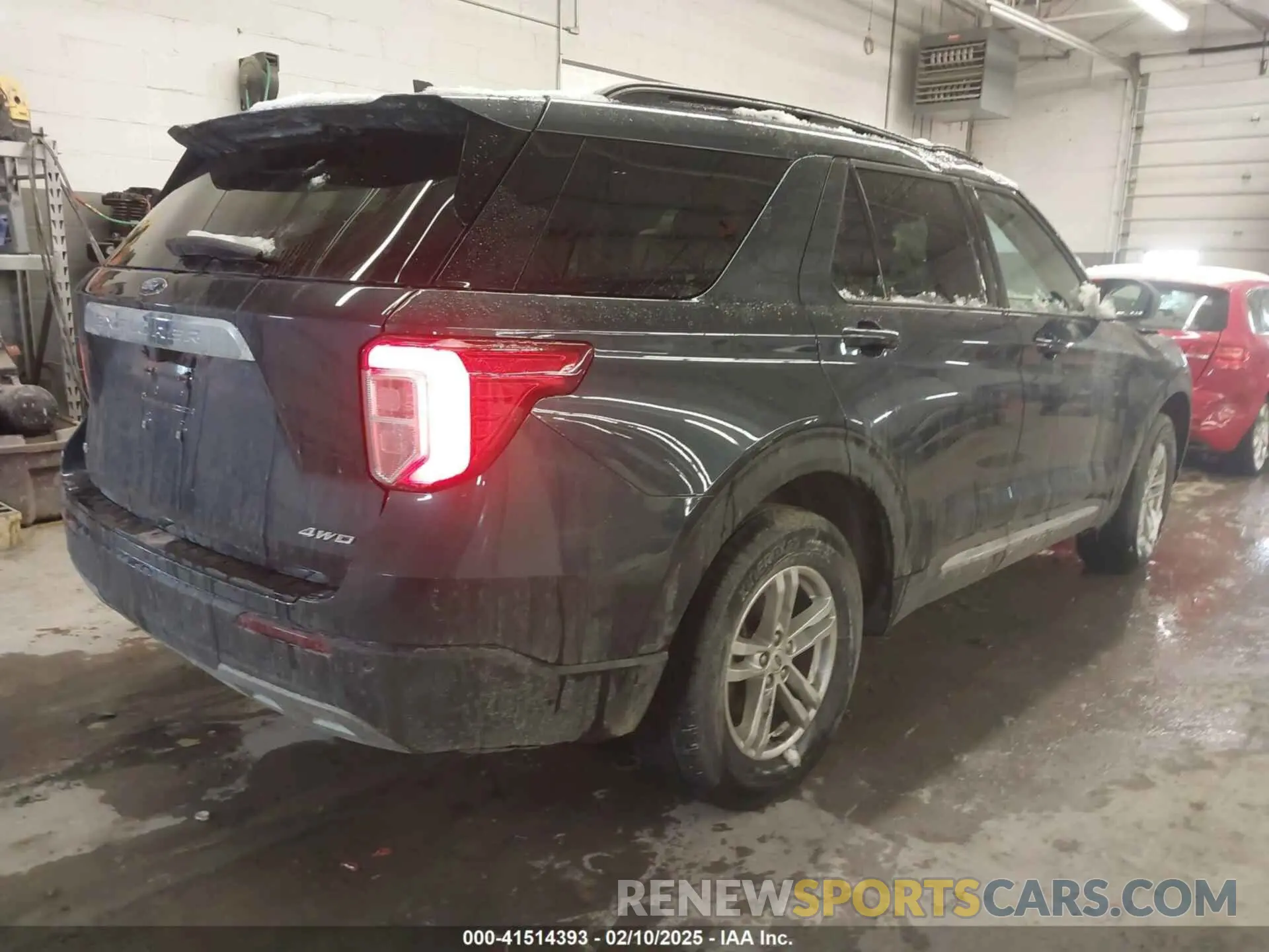 4 Photograph of a damaged car 1FMSK8DH8RGA37587 FORD EXPLORER 2024