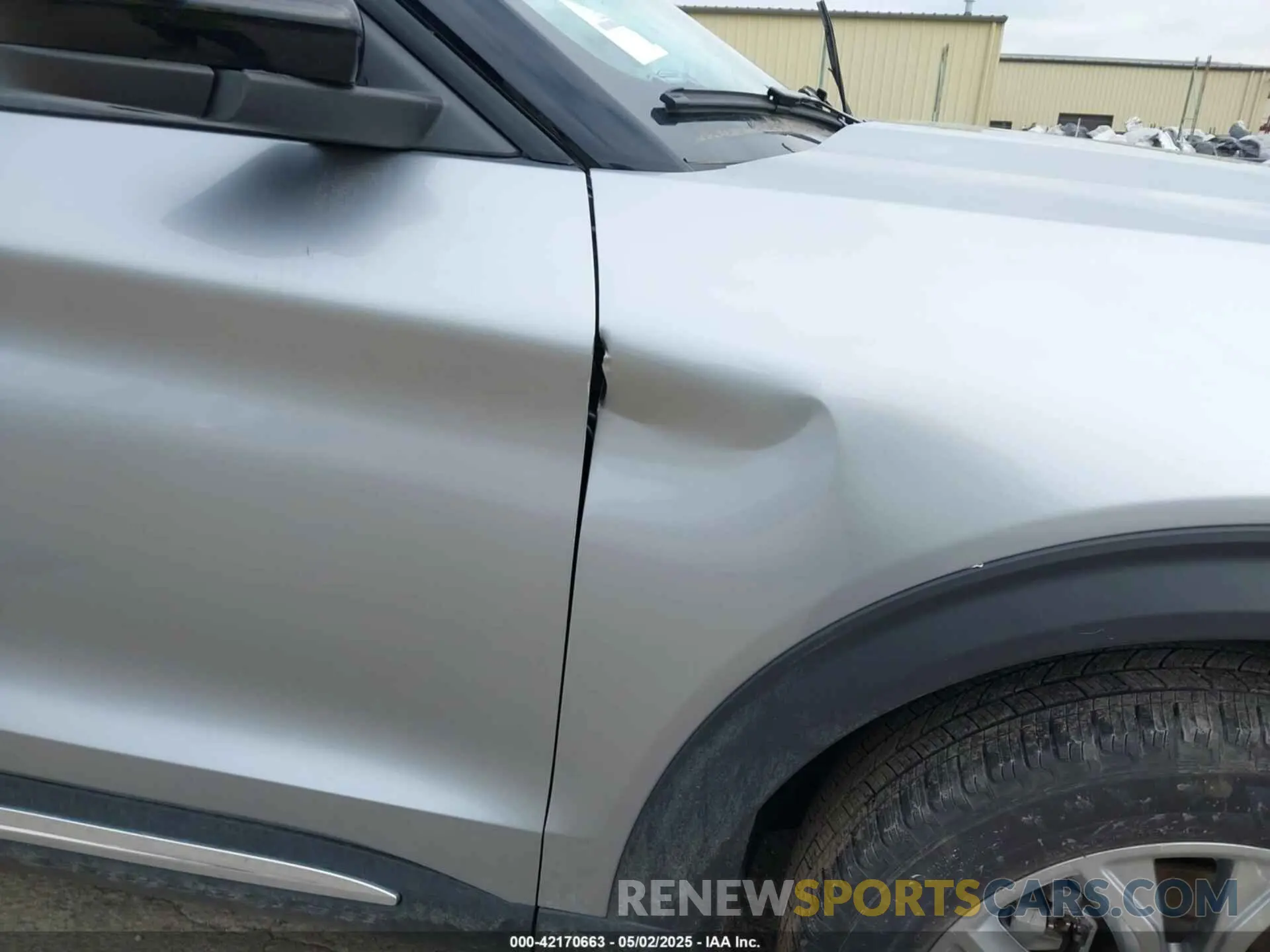17 Photograph of a damaged car 1FMSK8FH1RGA28064 FORD EXPLORER 2024
