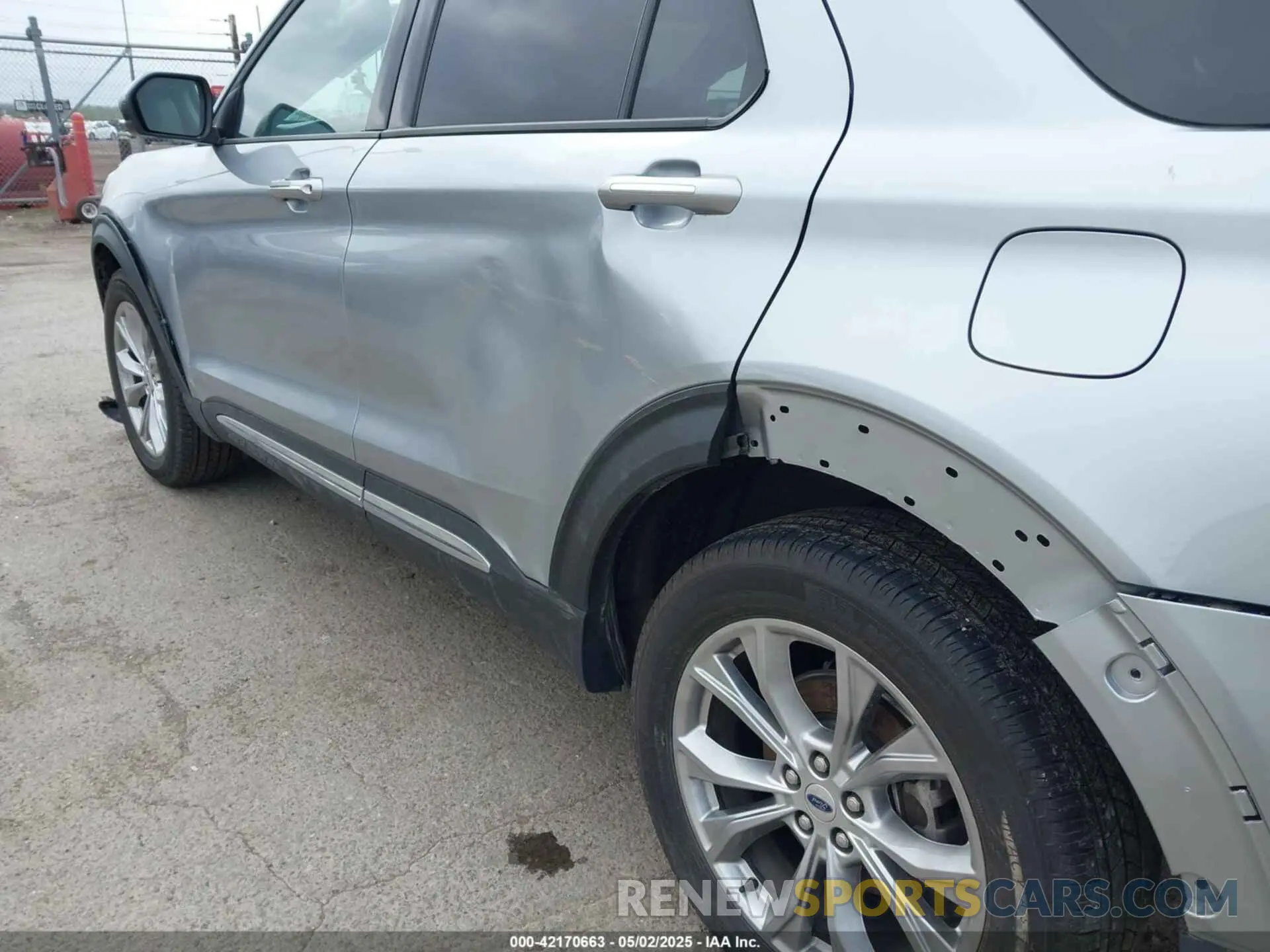 18 Photograph of a damaged car 1FMSK8FH1RGA28064 FORD EXPLORER 2024
