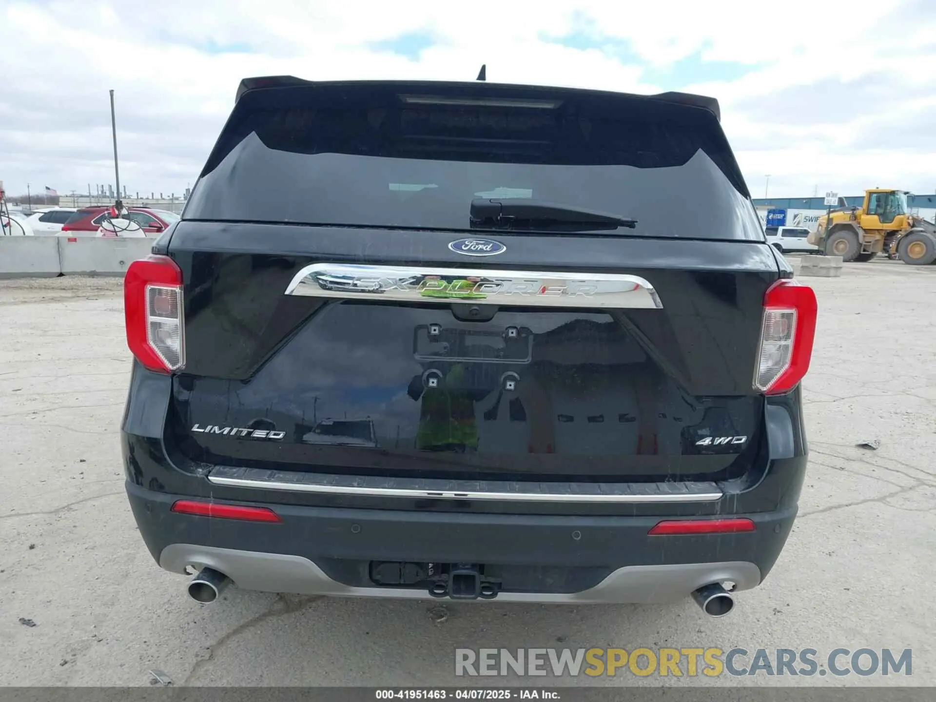 17 Photograph of a damaged car 1FMSK8FH3RGA31290 FORD EXPLORER 2024