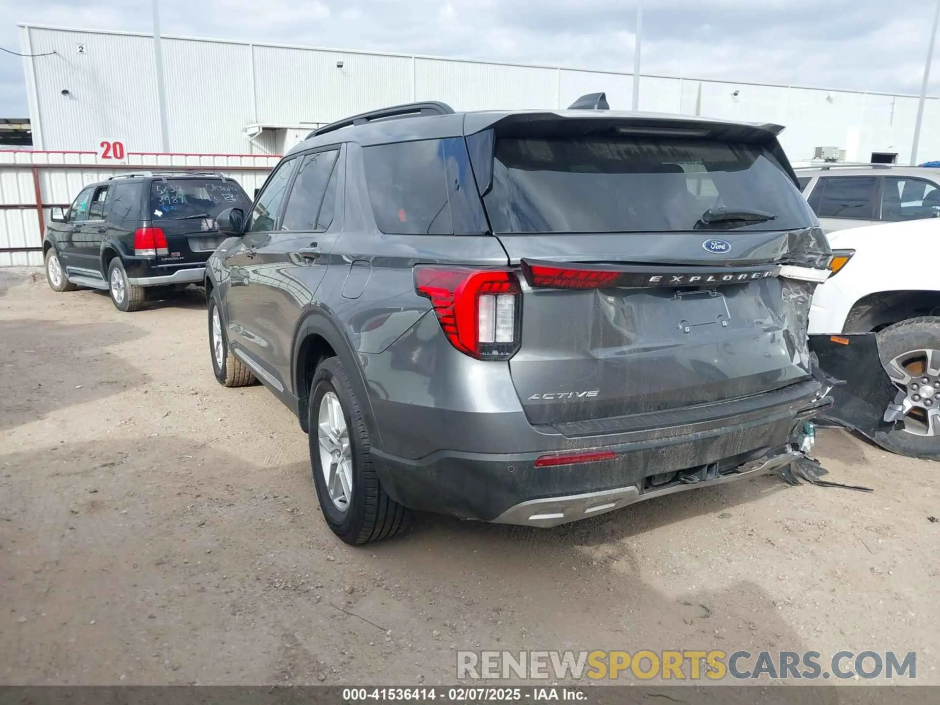 3 Photograph of a damaged car 1FMUK7DH2SGA07588 FORD EXPLORER 2025