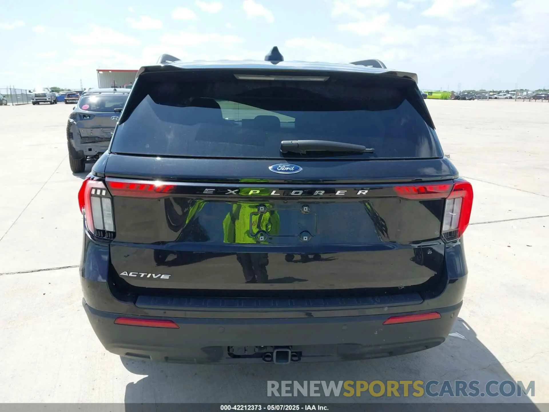 16 Photograph of a damaged car 1FMUK7DH4SGA60289 FORD EXPLORER 2025