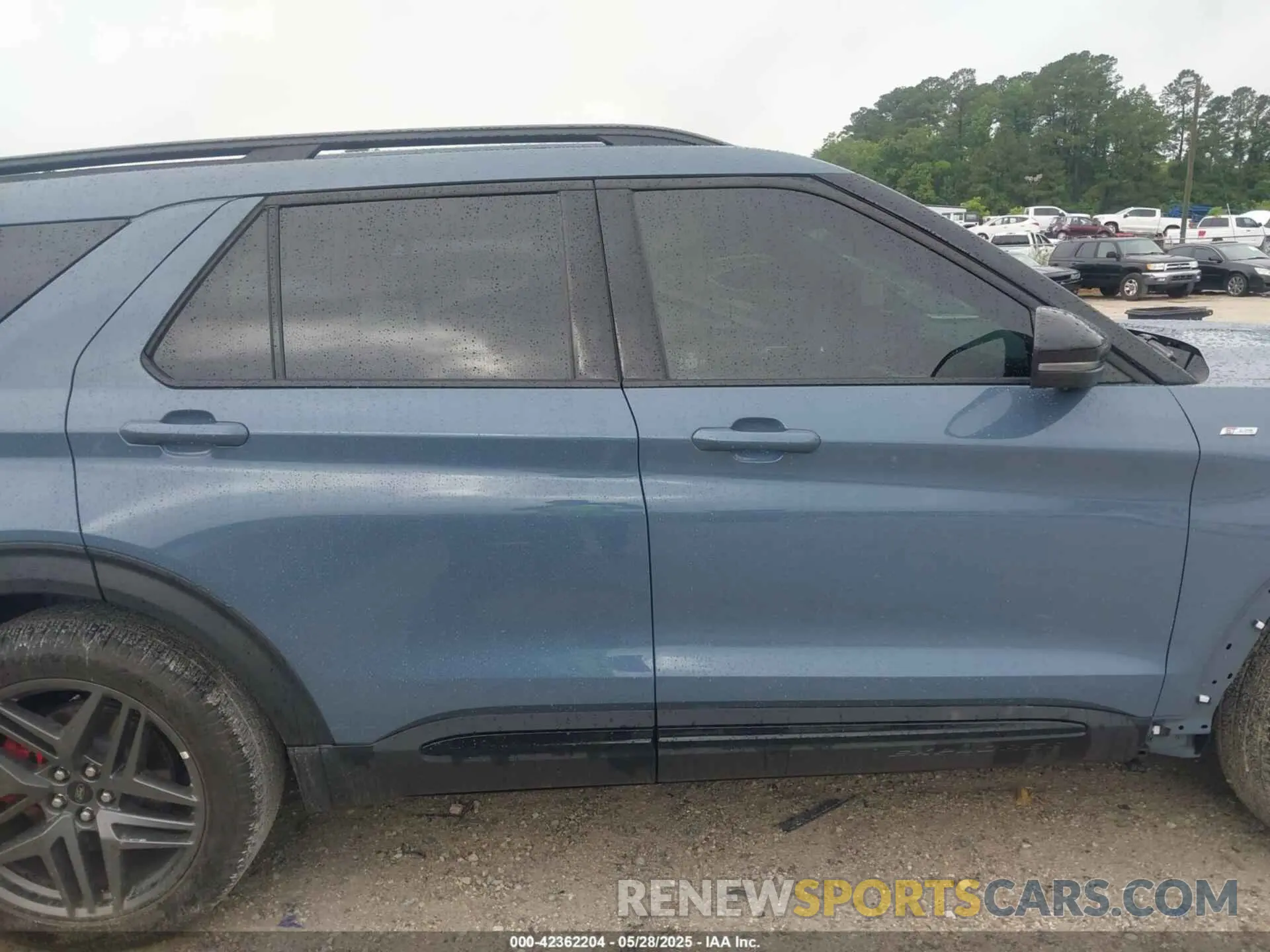 14 Photograph of a damaged car 1FMUK7KH8SGB14969 FORD EXPLORER 2025