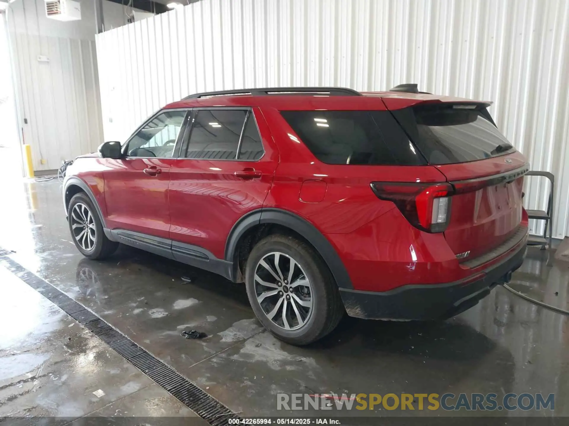 3 Photograph of a damaged car 1FMUK7KH9SGA89287 FORD EXPLORER 2025