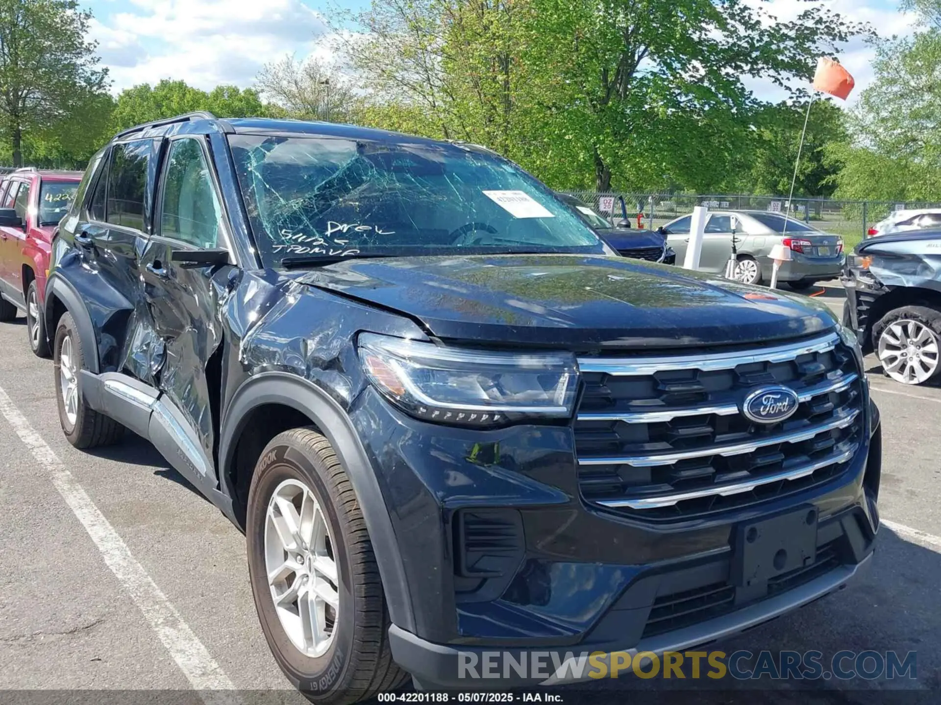 1 Photograph of a damaged car 1FMUK8DH0SGA20801 FORD EXPLORER 2025