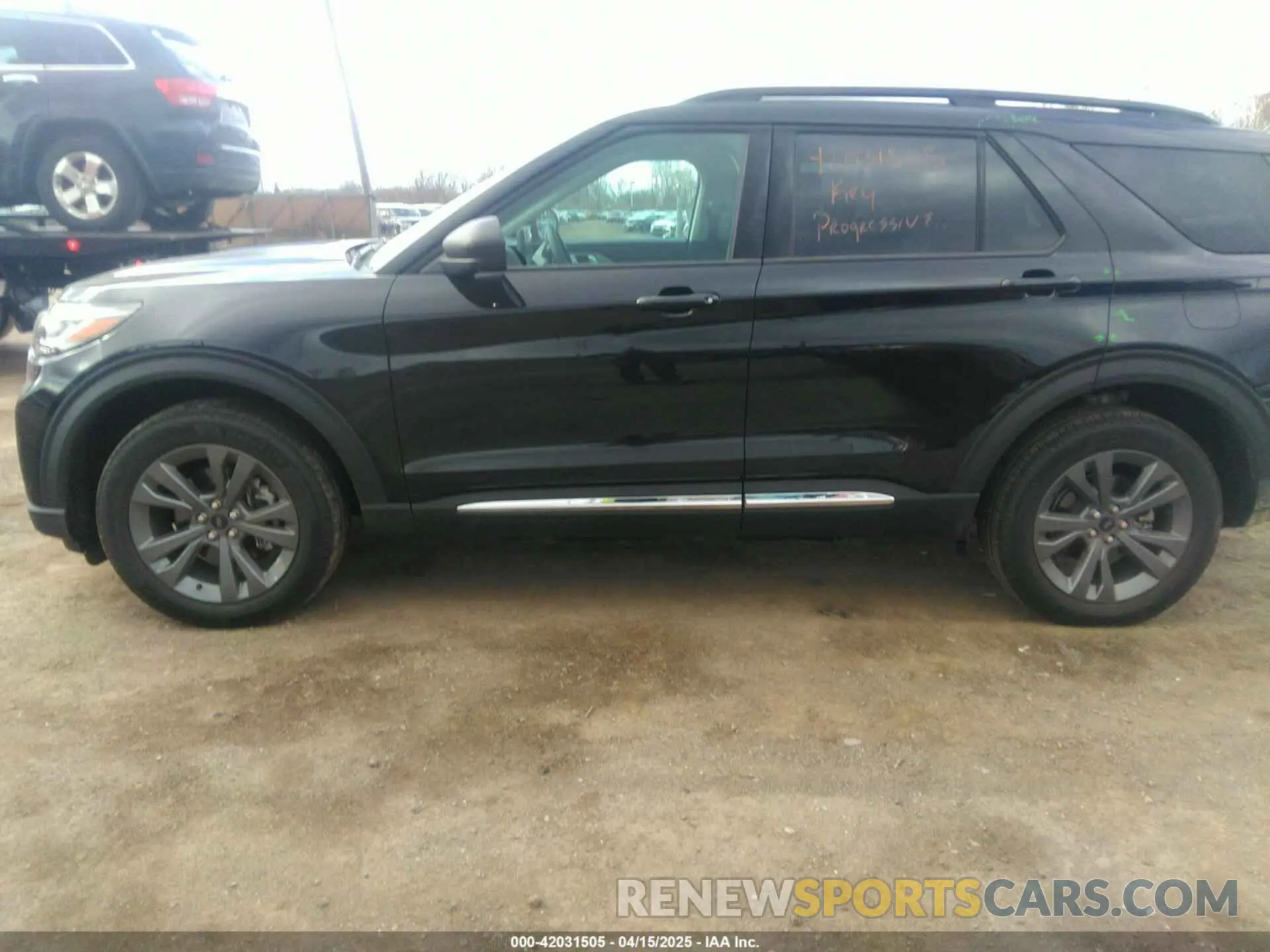 14 Photograph of a damaged car 1FMUK8DH7SGA20746 FORD EXPLORER 2025