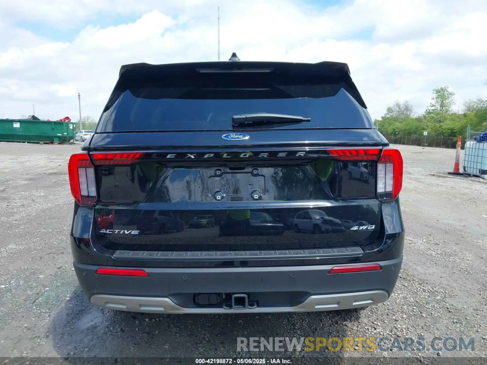 17 Photograph of a damaged car 1FMUK8DH8SGB17695 FORD EXPLORER 2025