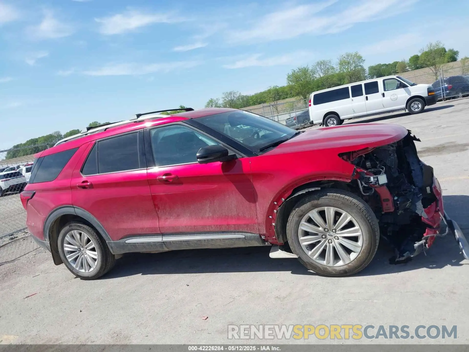 14 Photograph of a damaged car 1FMUK8HH9SGA53435 FORD EXPLORER 2025