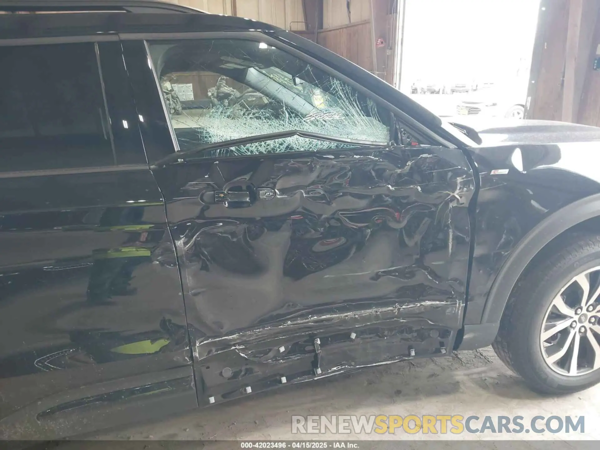 17 Photograph of a damaged car 1FMUK8KH5SGA50542 FORD EXPLORER 2025