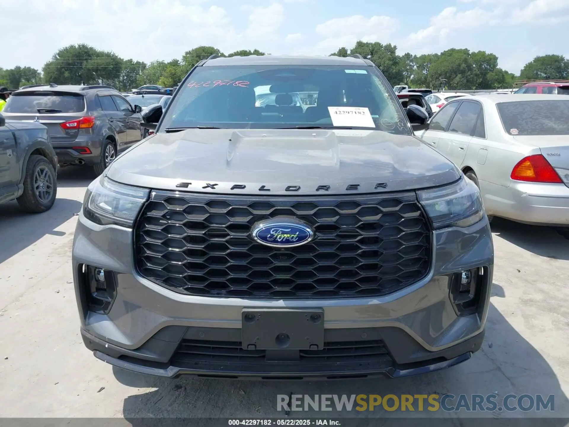 12 Photograph of a damaged car 1FMUK8KH7SGB65580 FORD EXPLORER 2025