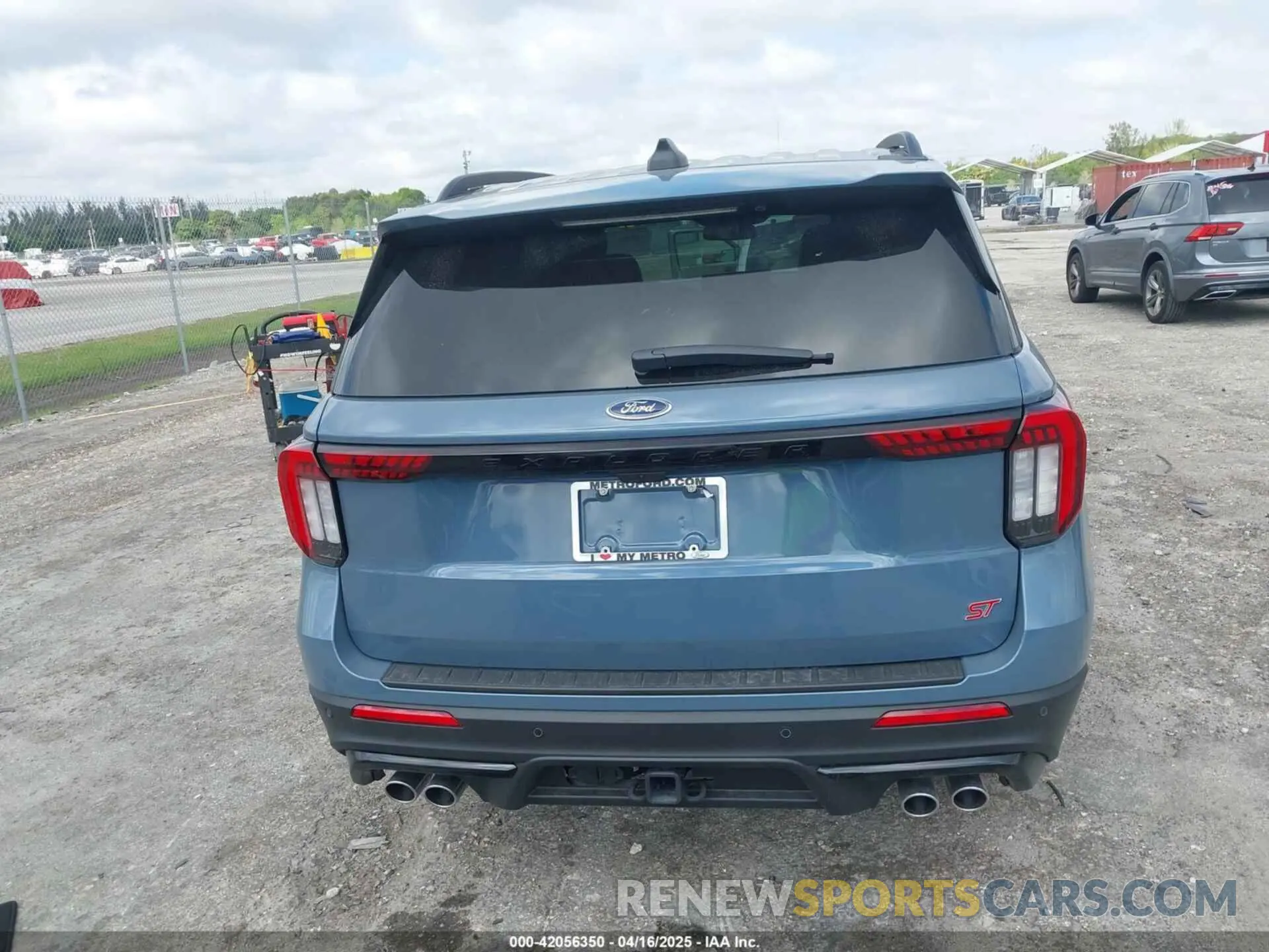 15 Photograph of a damaged car 1FMWK7GC2SGA89928 FORD EXPLORER 2025