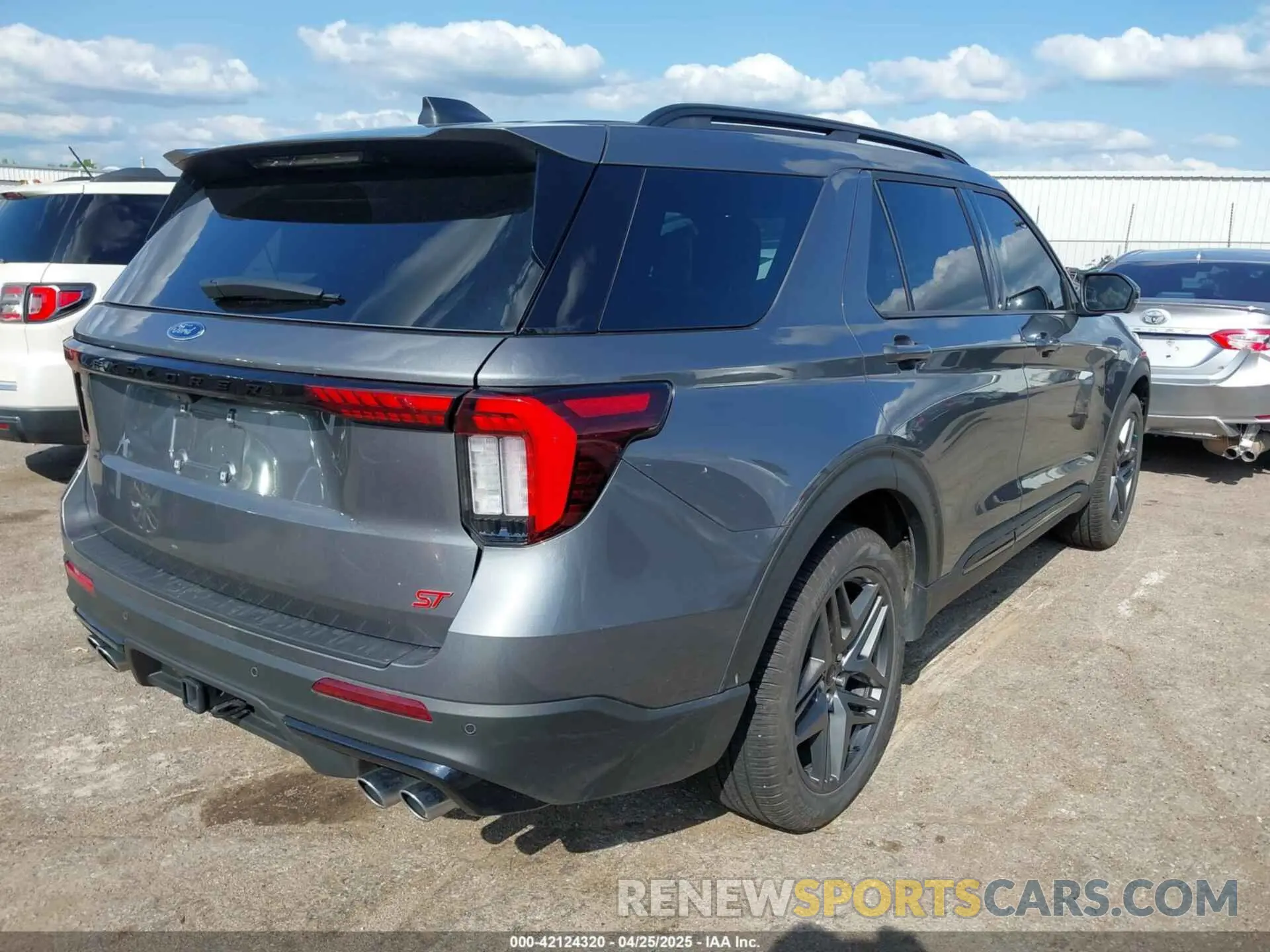 4 Photograph of a damaged car 1FMWK8GC2SGB01727 FORD EXPLORER 2025
