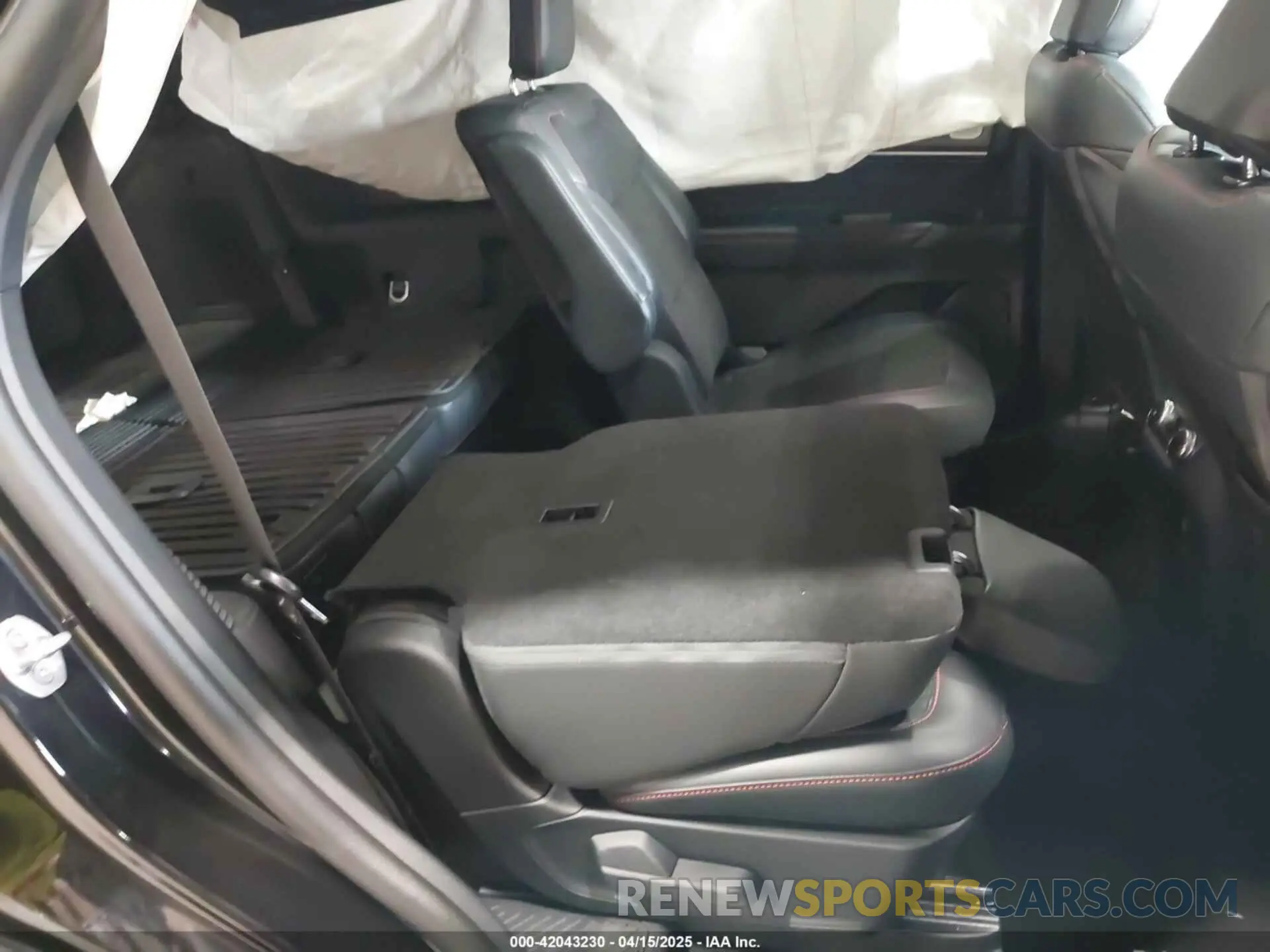 8 Photograph of a damaged car 1FMWK8GC6SGA08676 FORD EXPLORER 2025