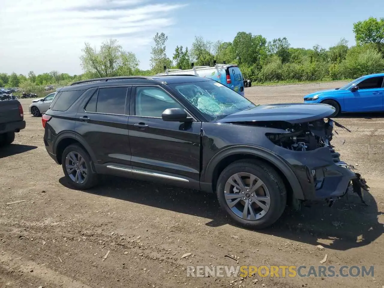 4 Photograph of a damaged car 1FMUK8DH1SGB27047 FORD EXPLORER A 2025