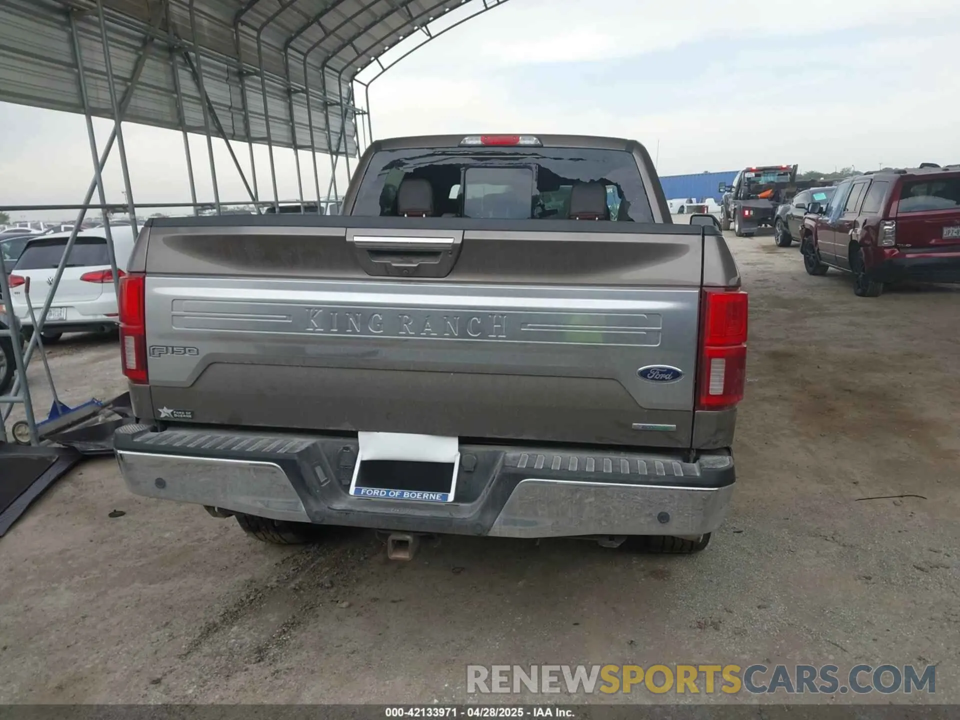 17 Photograph of a damaged car 1FTEW1C43KFC85639 FORD F-150 2019