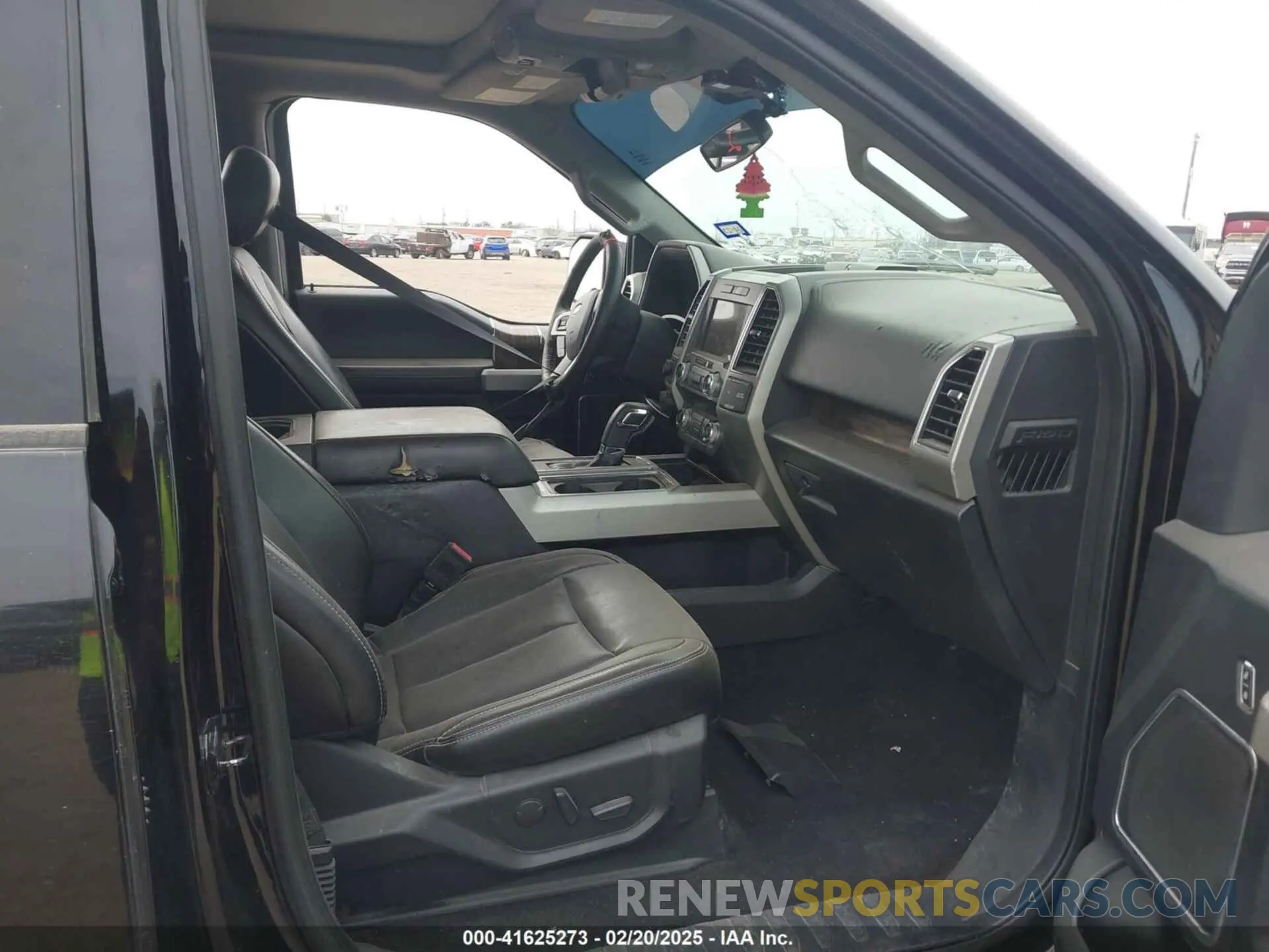 5 Photograph of a damaged car 1FTEW1C45KKE32910 FORD F-150 2019