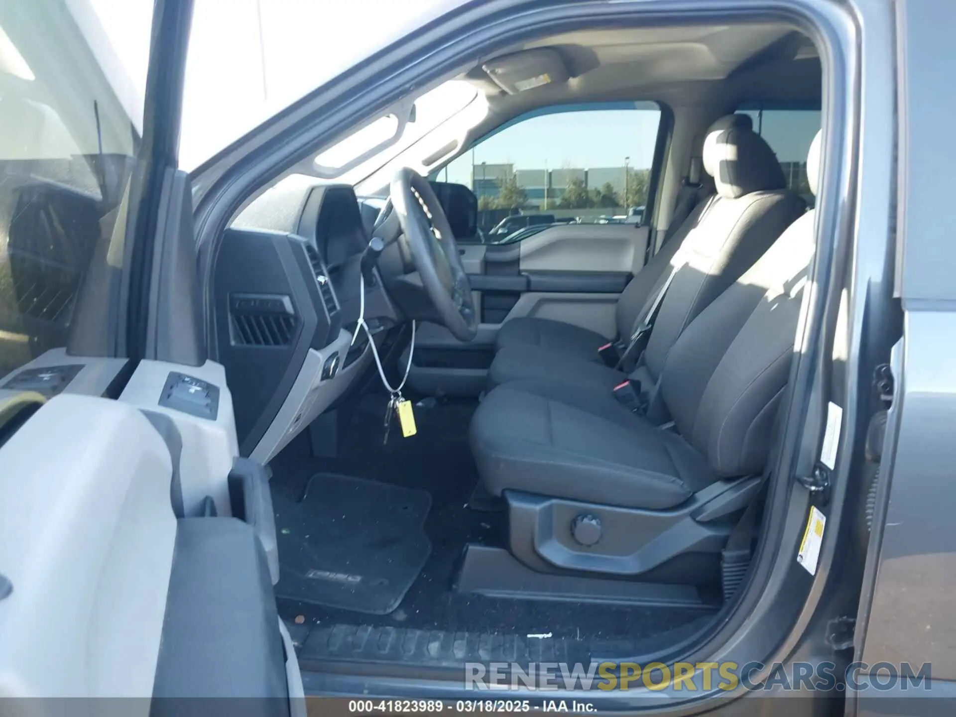 5 Photograph of a damaged car 1FTEW1C4XKKE39092 FORD F-150 2019