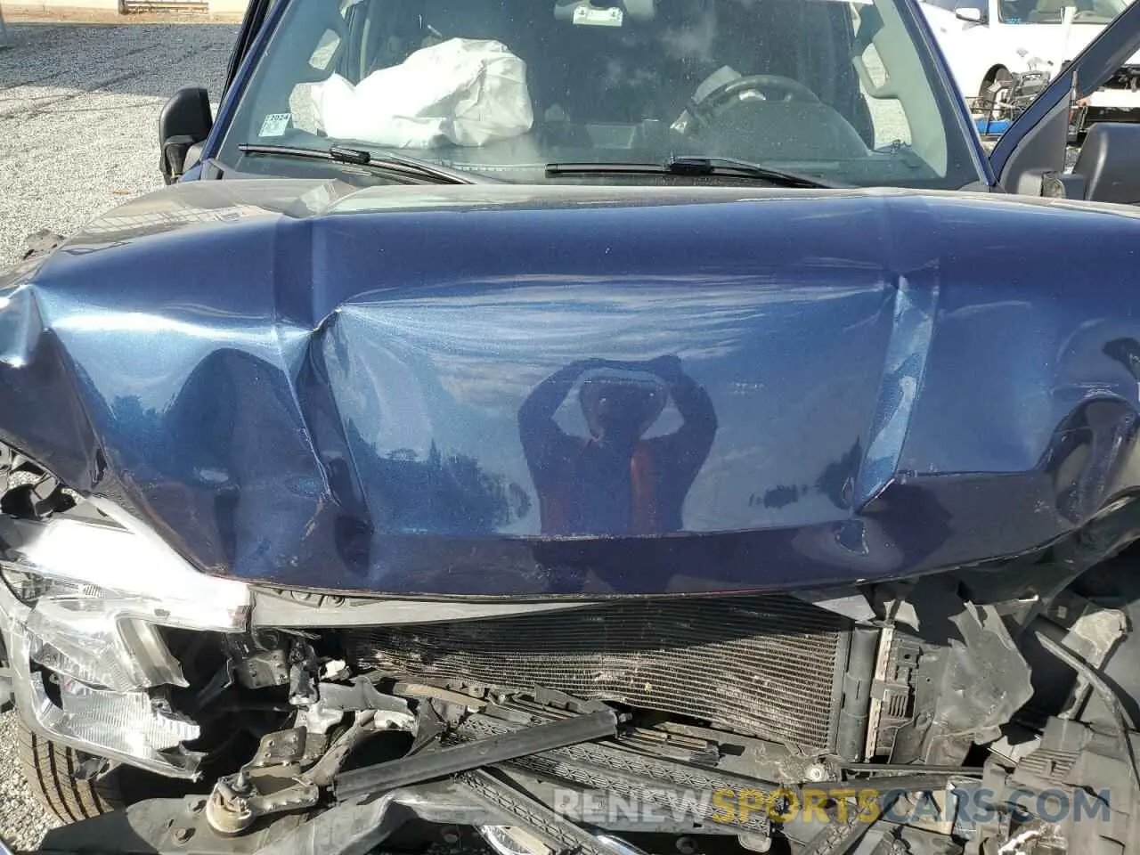 11 Photograph of a damaged car 1FTEW1C50KFB19460 FORD F-150 2019