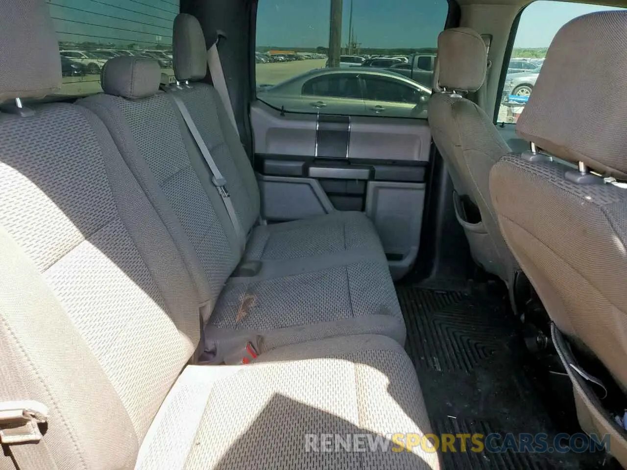 10 Photograph of a damaged car 1FTEW1C52KKD48598 FORD F-150 2019