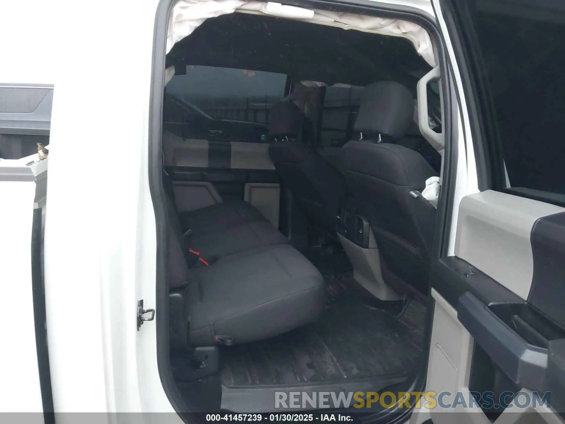 8 Photograph of a damaged car 1FTEW1C52KKD70455 FORD F-150 2019
