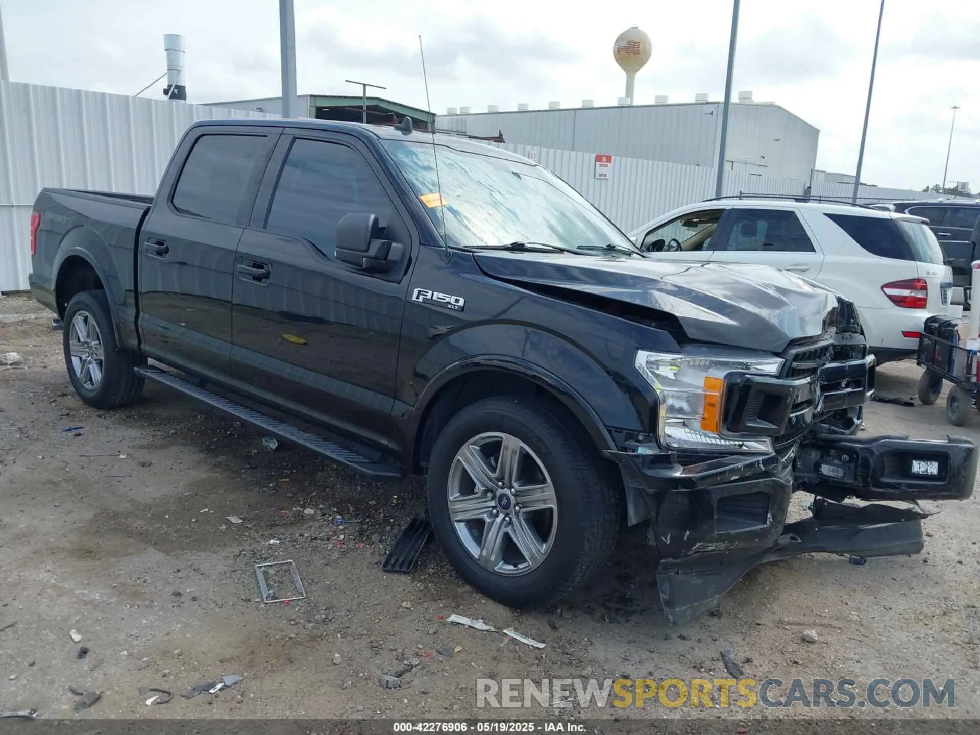 1 Photograph of a damaged car 1FTEW1C53KKF14644 FORD F-150 2019